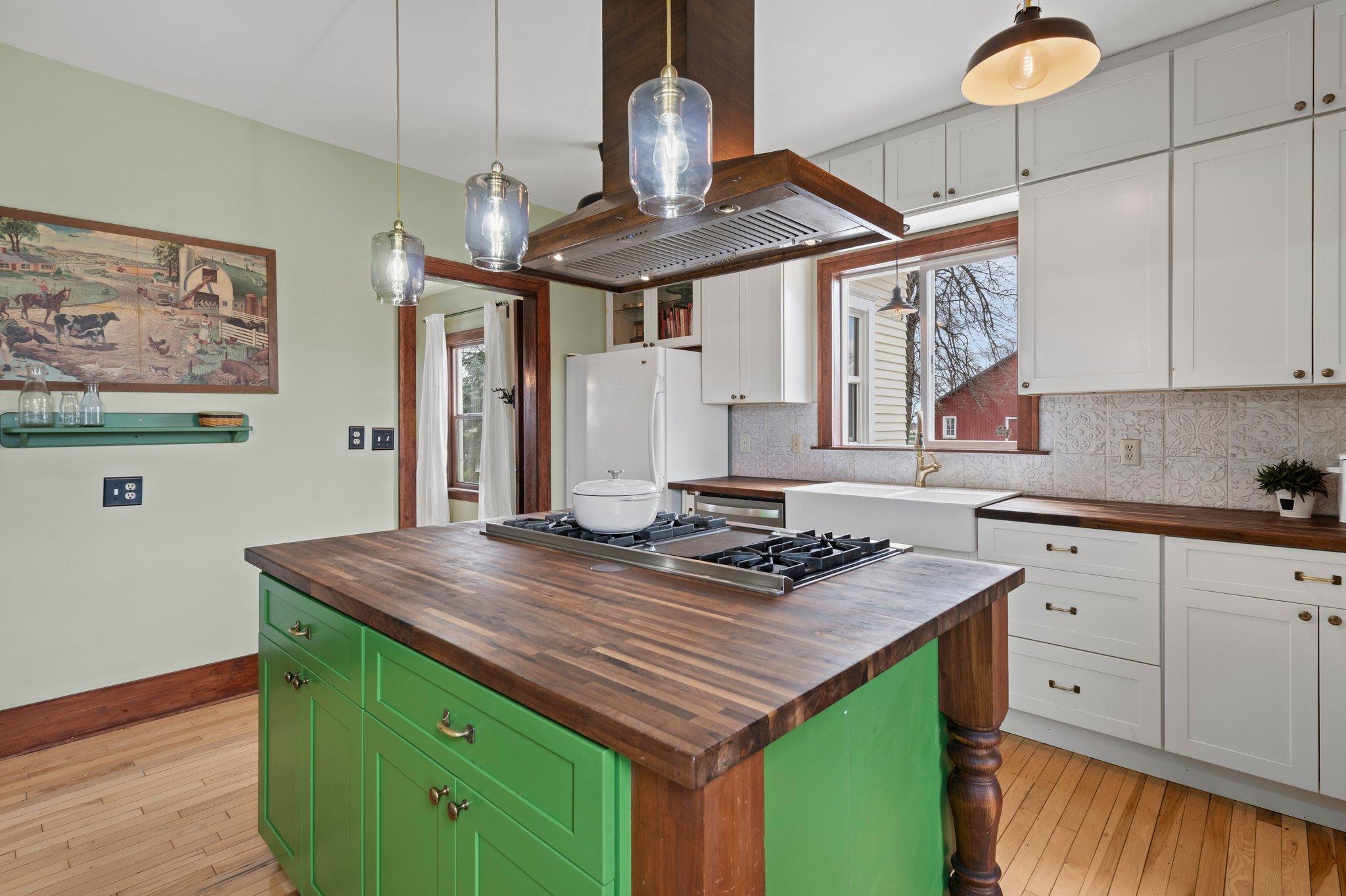 15100 W 250th Street