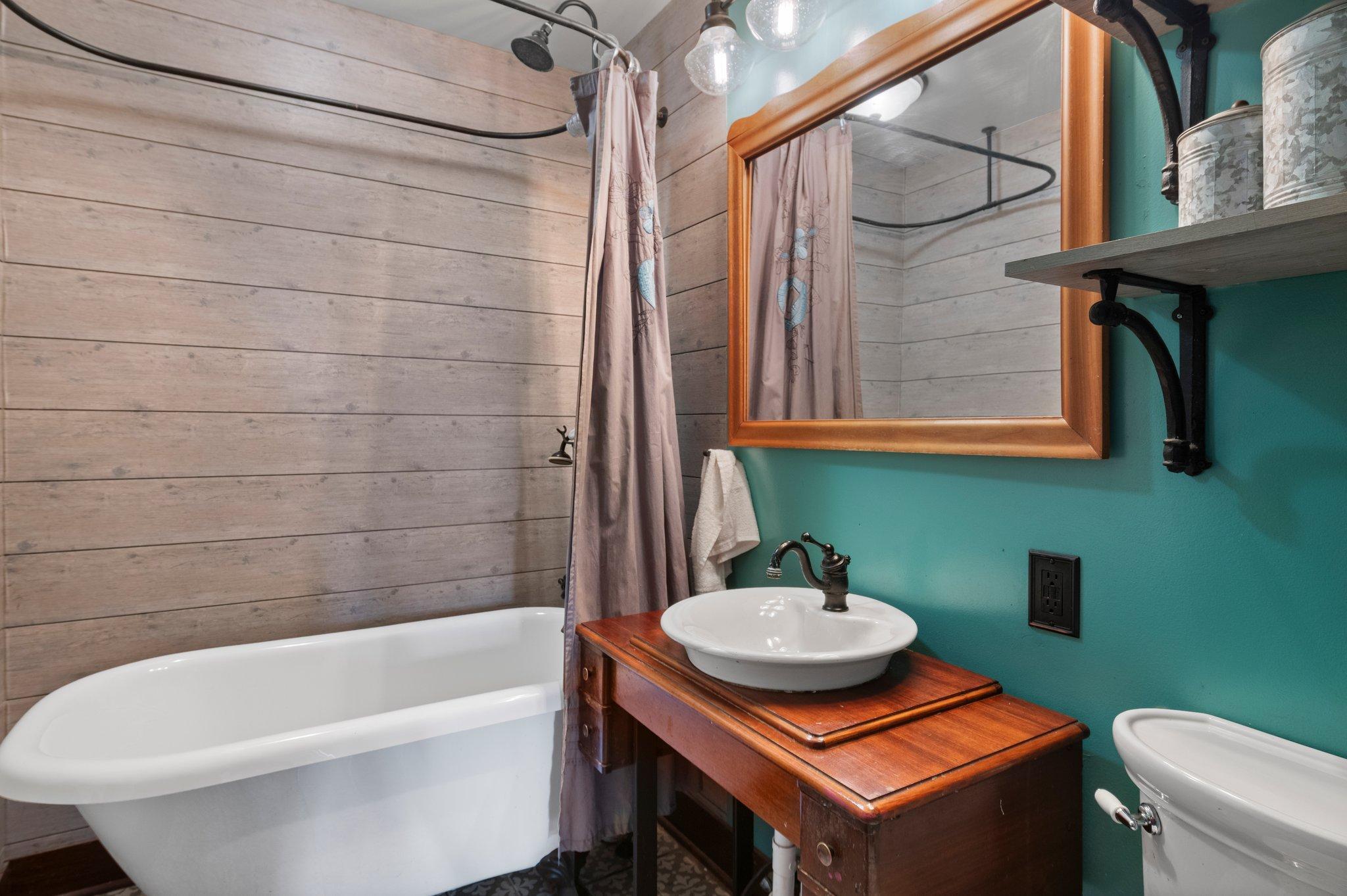 15100 W 250th Street