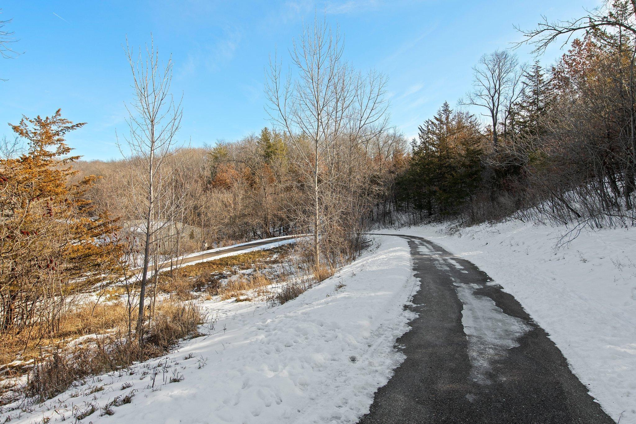 27261 Pete's Hill Trail