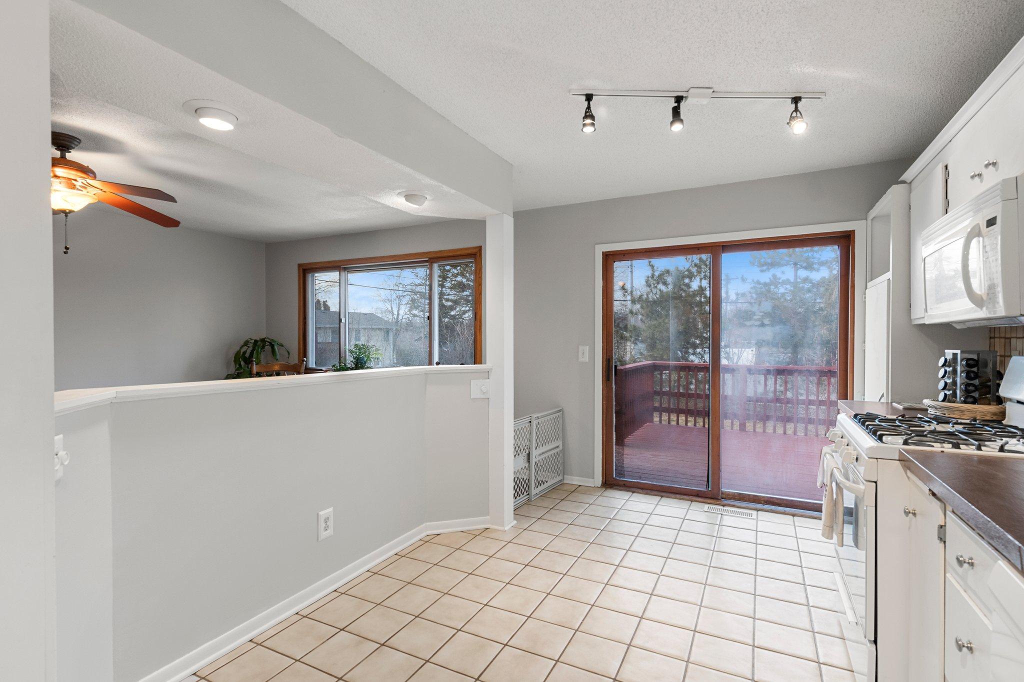 1075 Lowell Drive