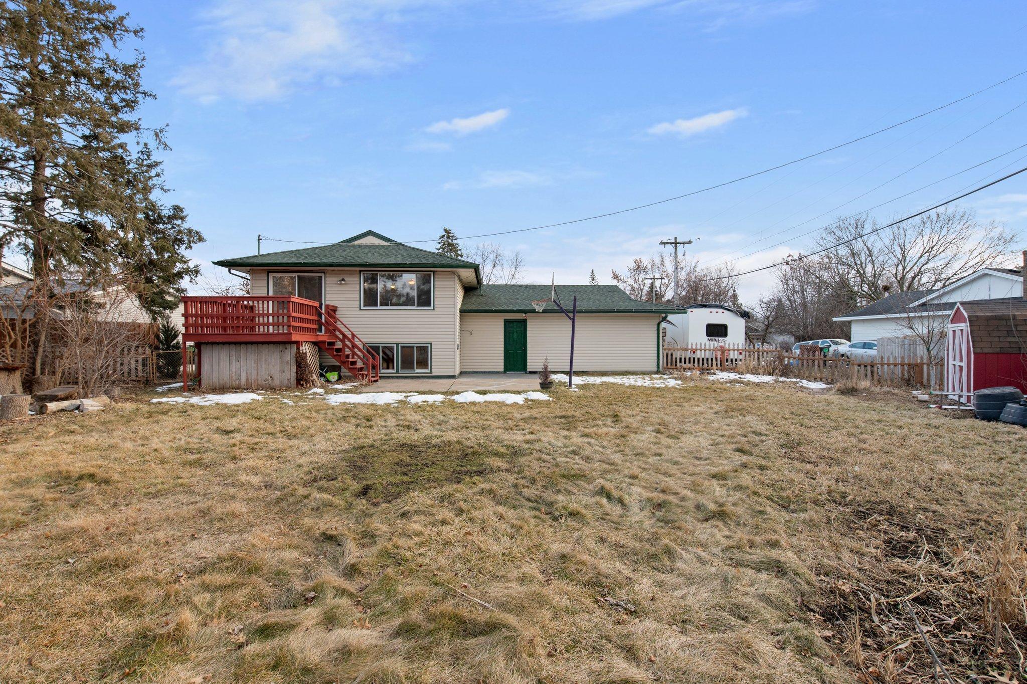 1075 Lowell Drive