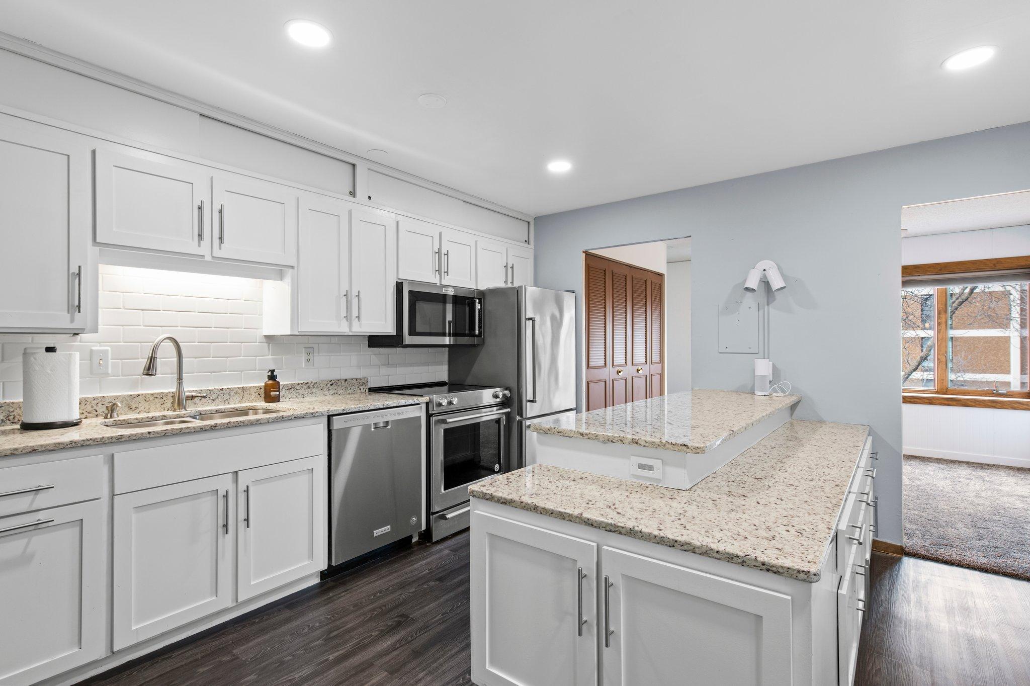 6450 York Avenue S Unit: 318