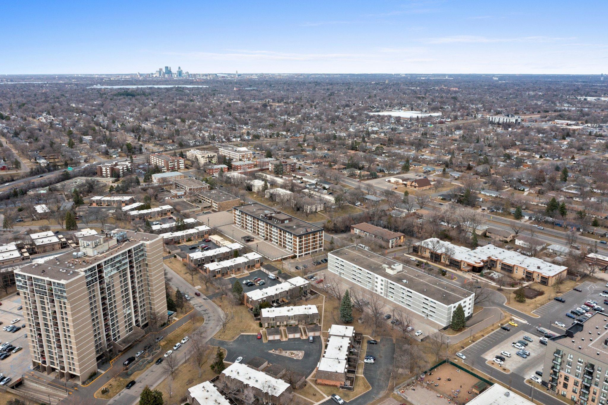 6450 York Avenue S Unit: 318