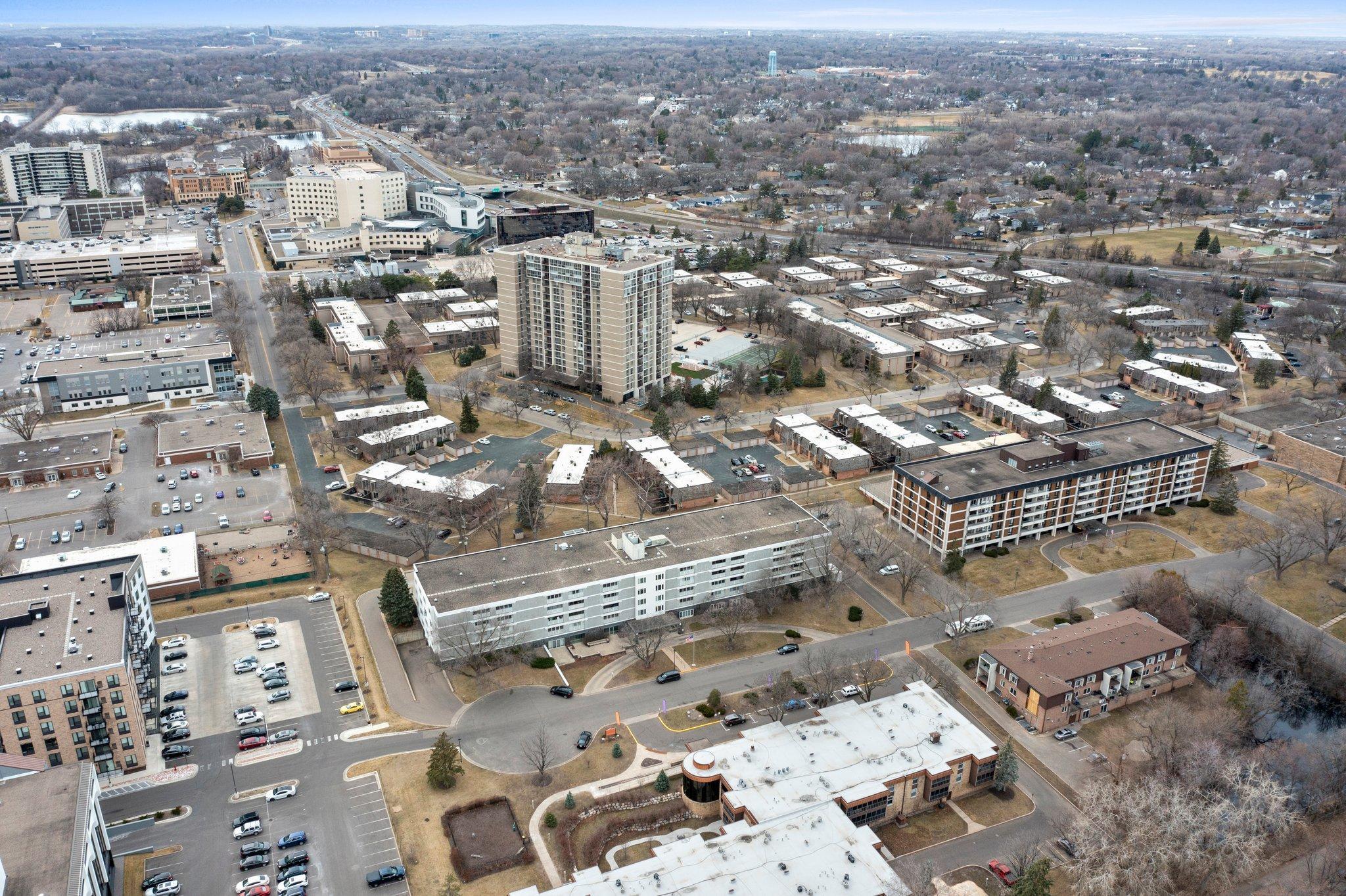 6450 York Avenue S Unit: 318