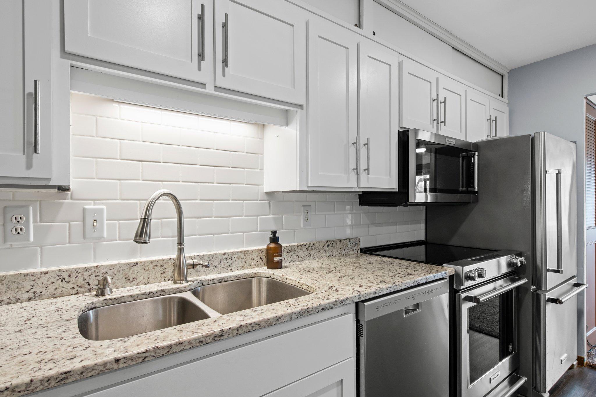 6450 York Avenue S Unit: 318