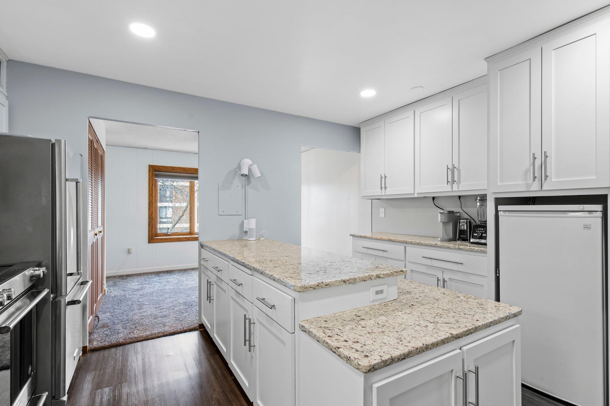 6450 York Avenue S Unit: 318