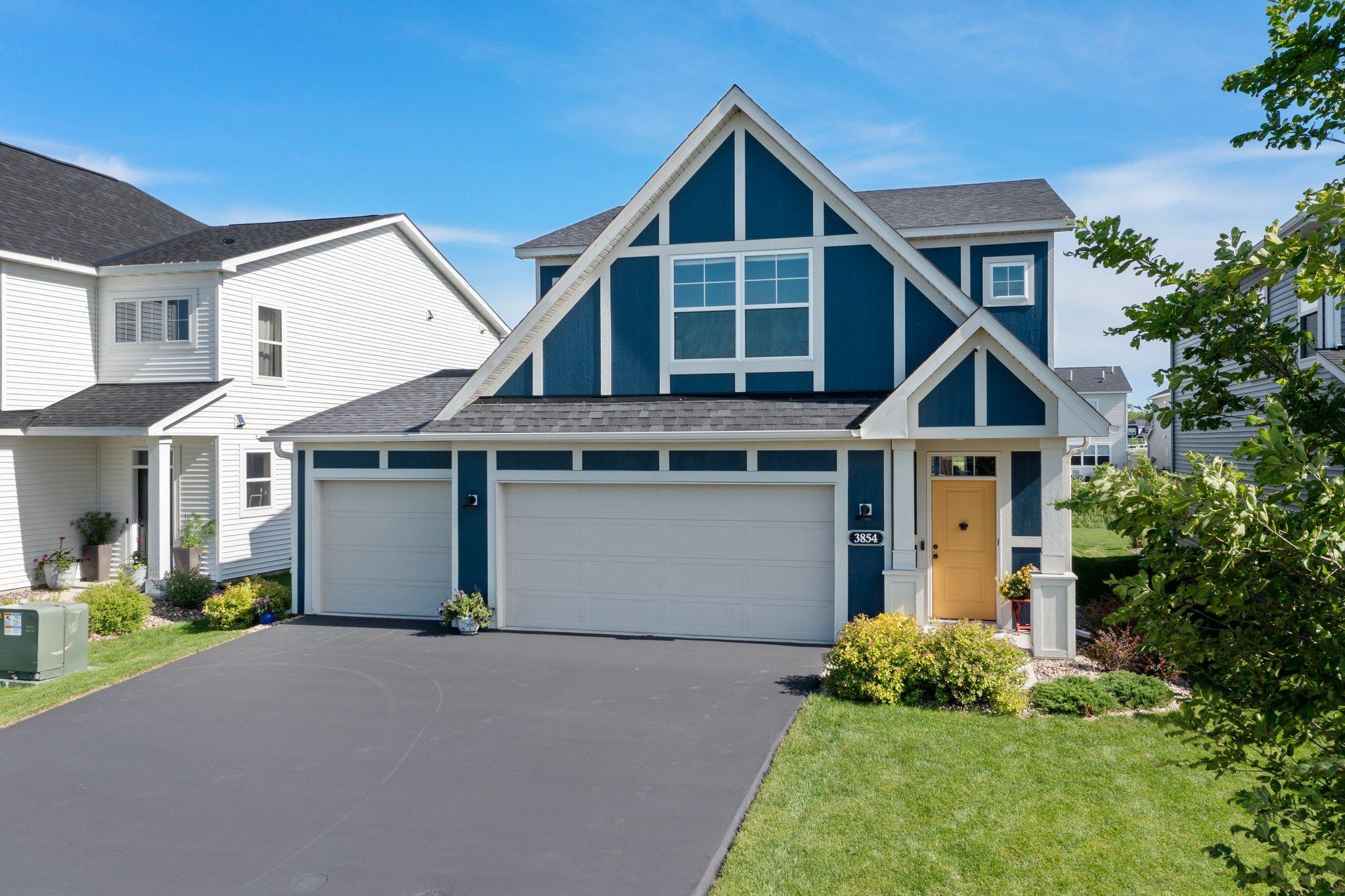 3854 192nd Street W