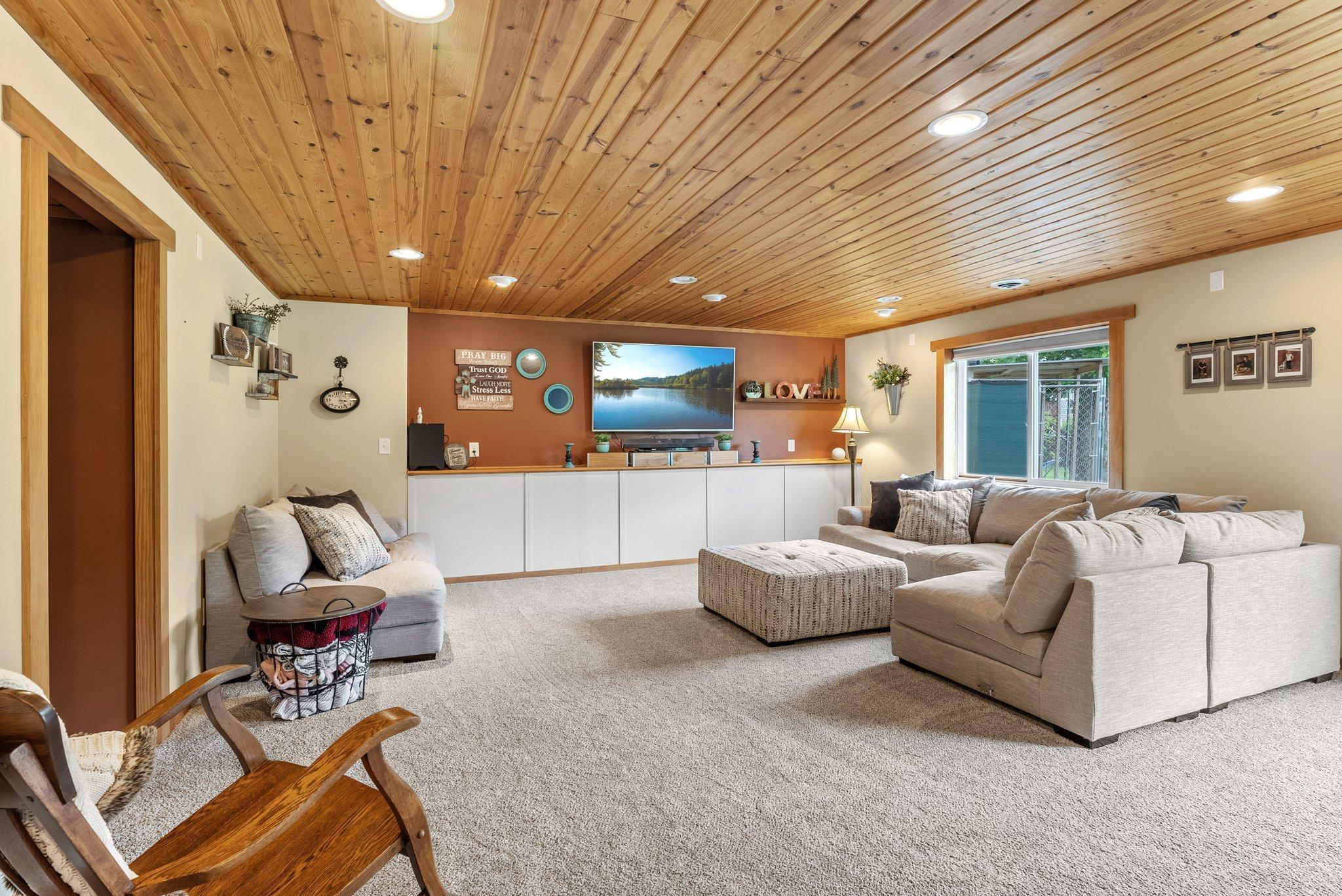 12370 Rolling Ridge Road