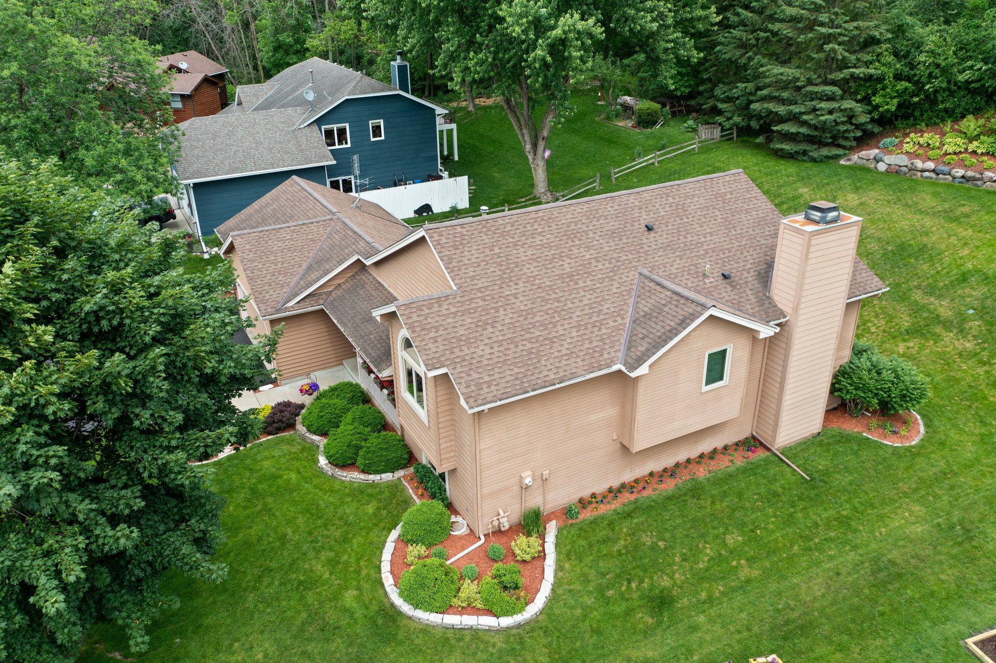 4977 Forest Glen Court