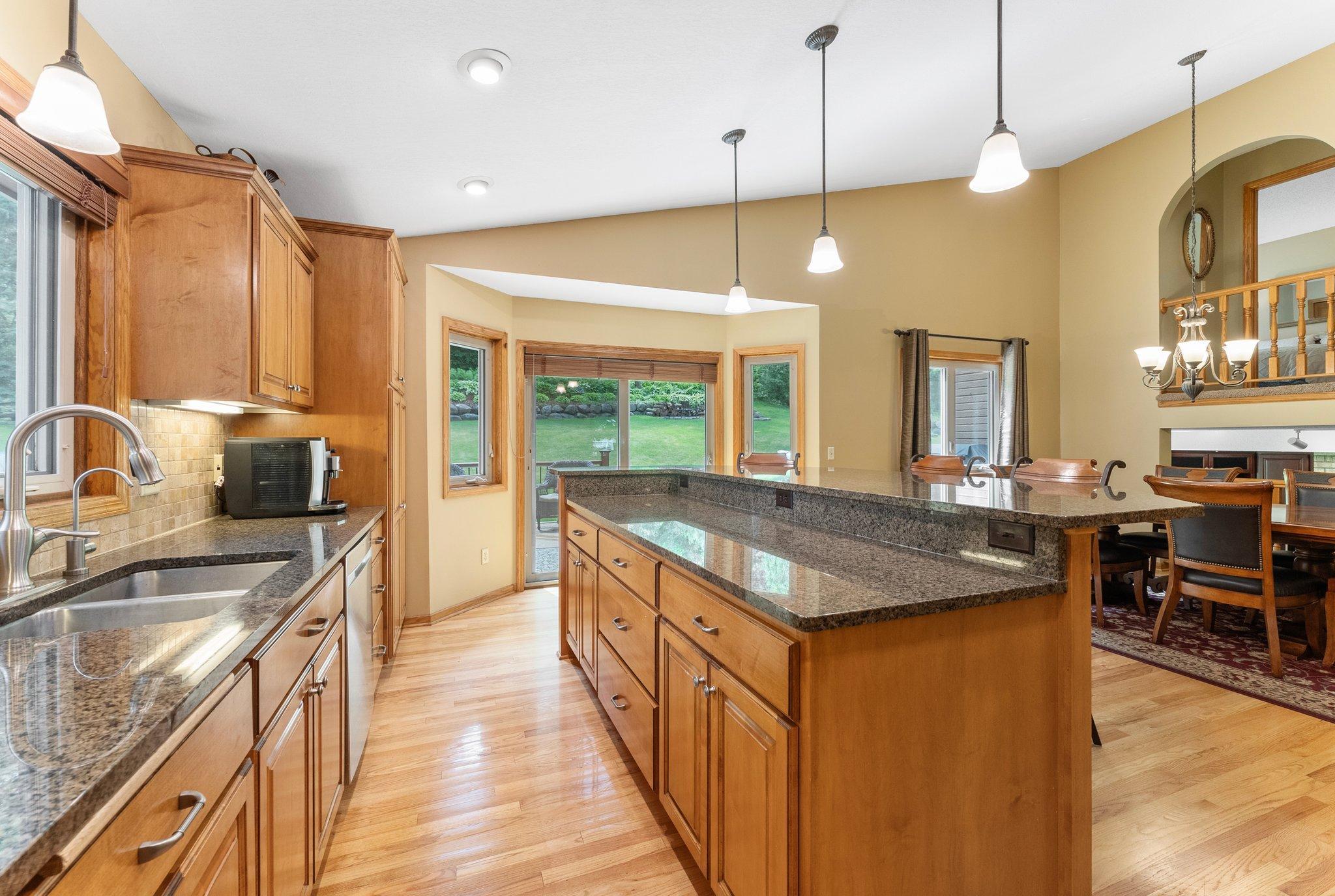 4977 Forest Glen Court