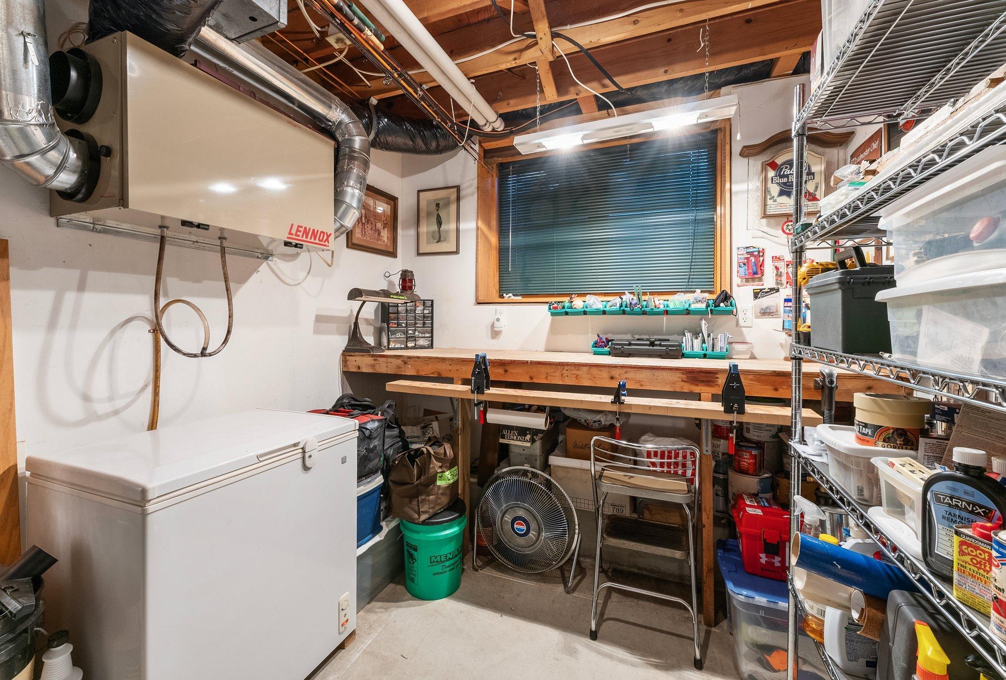 4977 Forest Glen Court