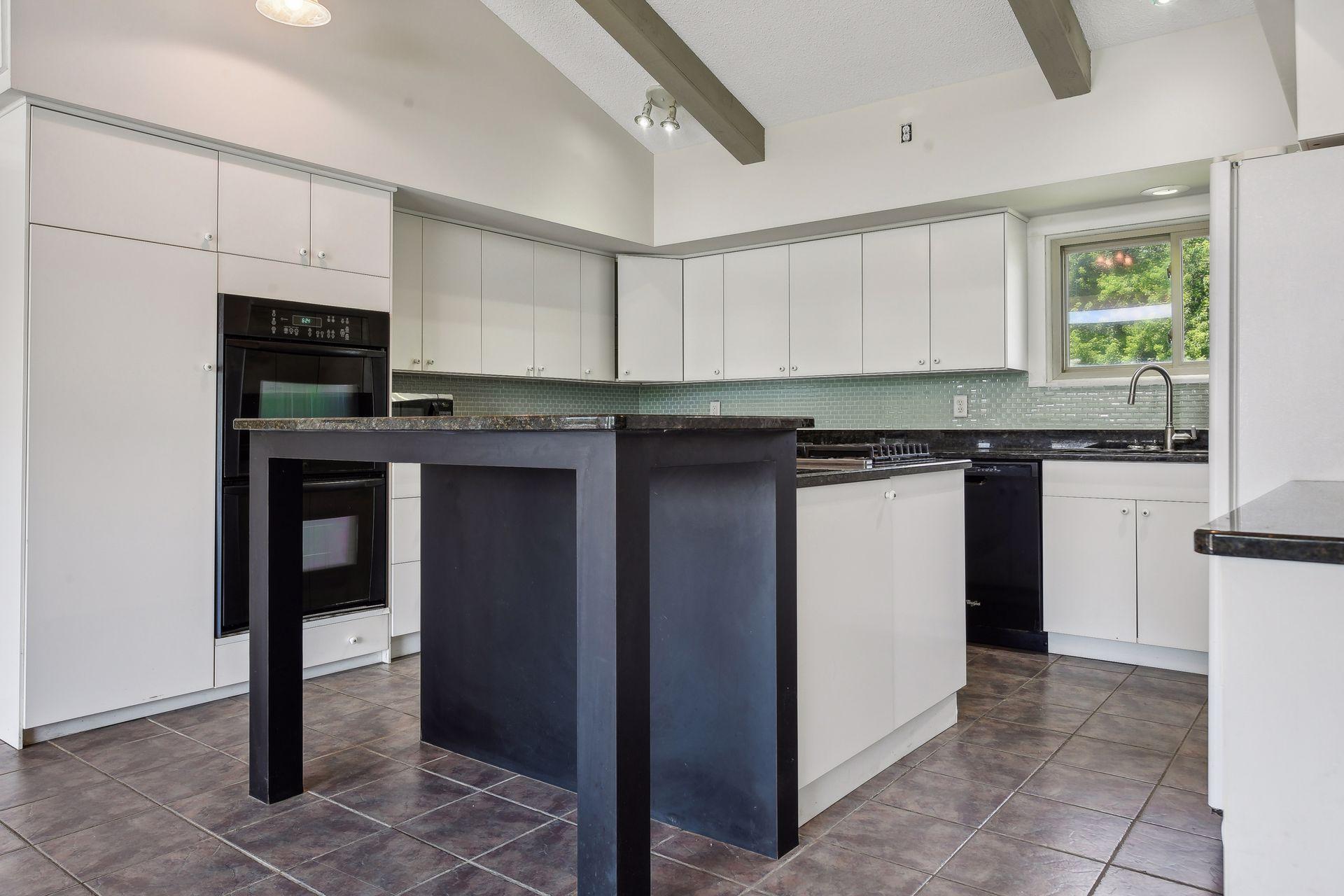 5162 Union Lake Trail