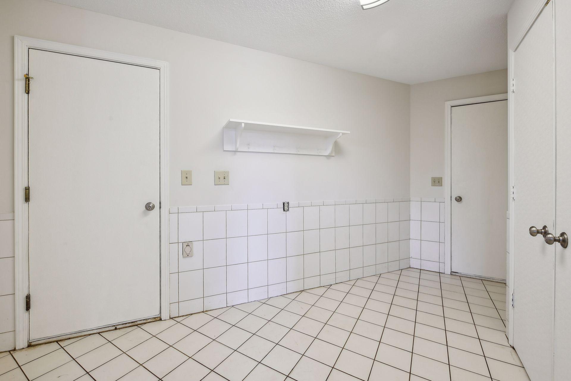 5162 Union Lake Trail