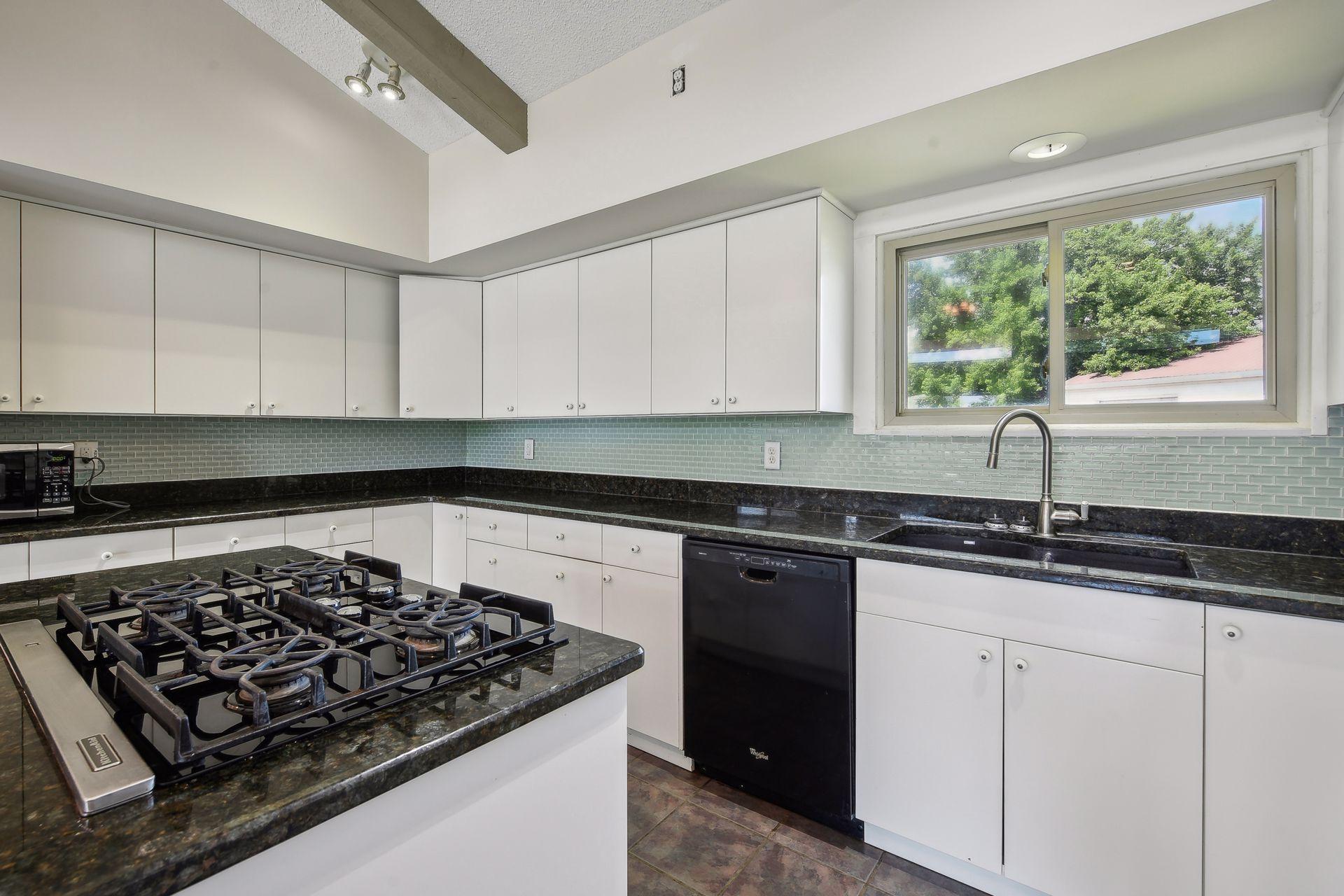 5162 Union Lake Trail