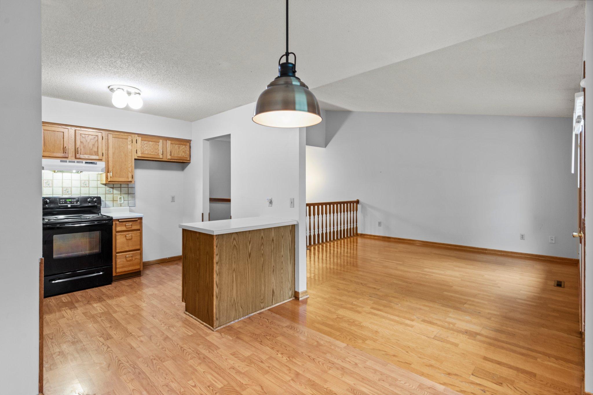 4100 S Meadowlark Road