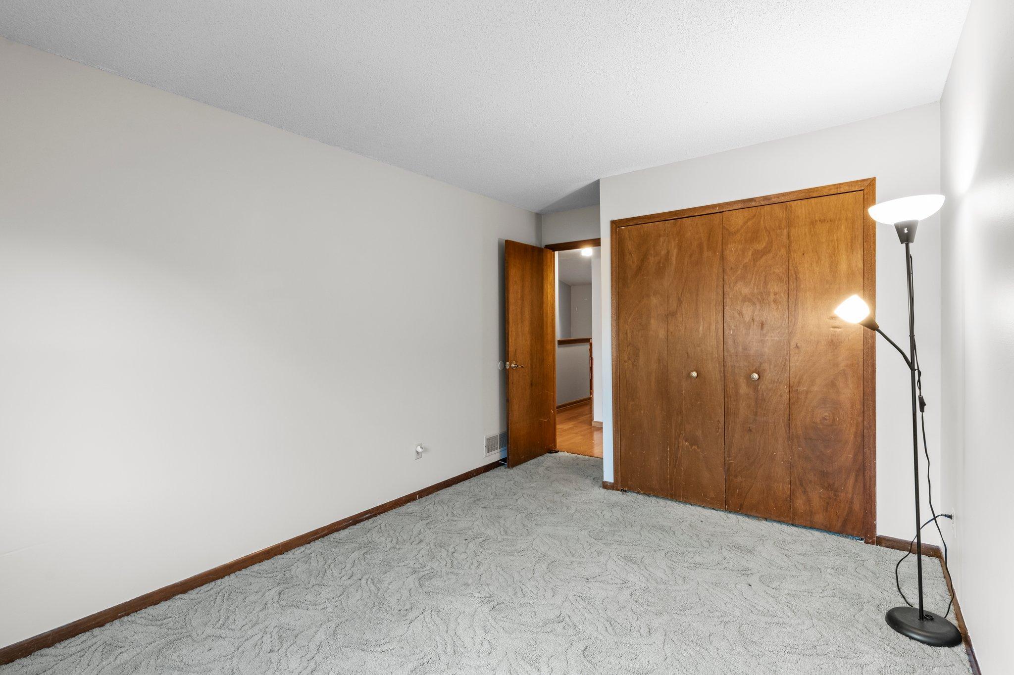4100 S Meadowlark Road