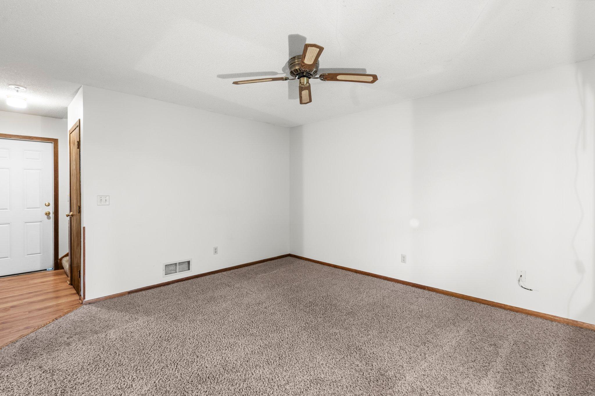 4100 S Meadowlark Road