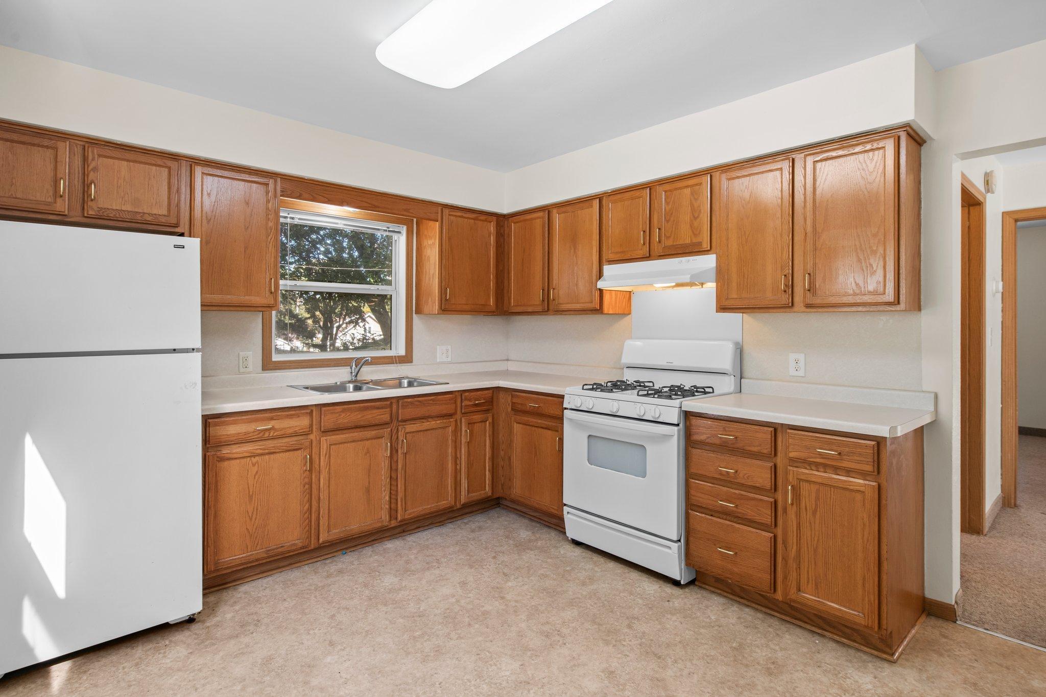 315 Hurley Street W