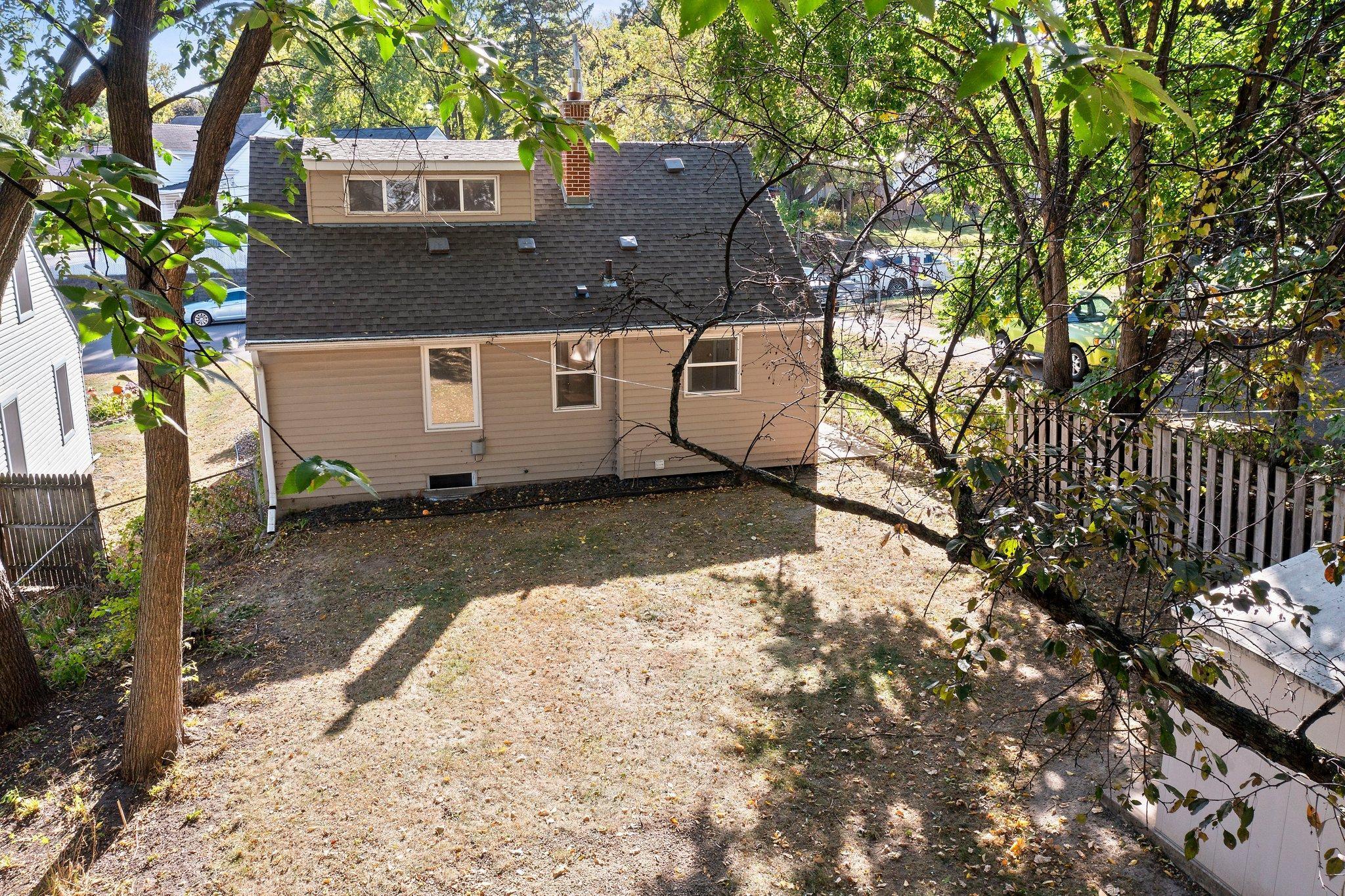 315 Hurley Street W