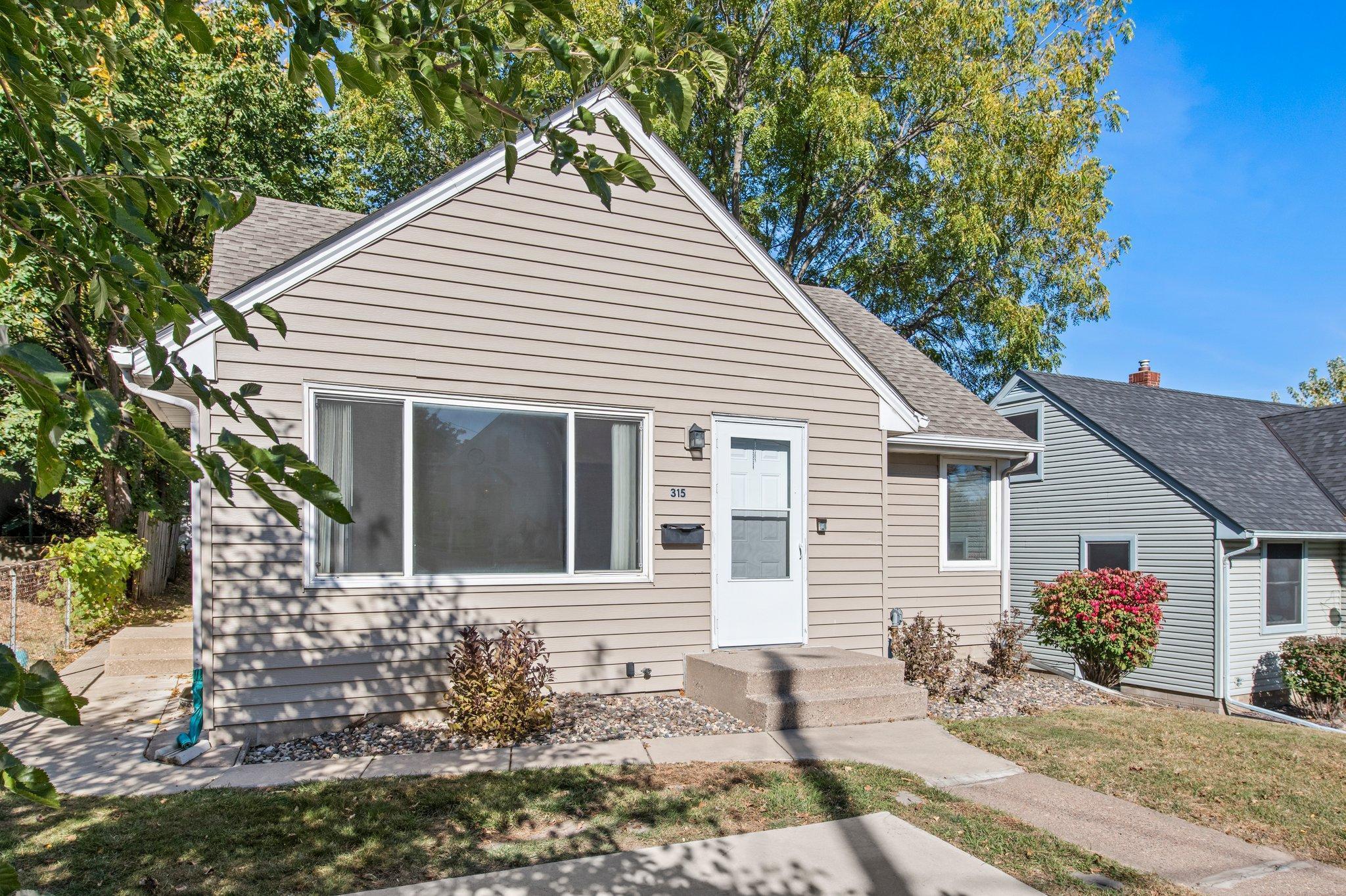 315 Hurley Street W