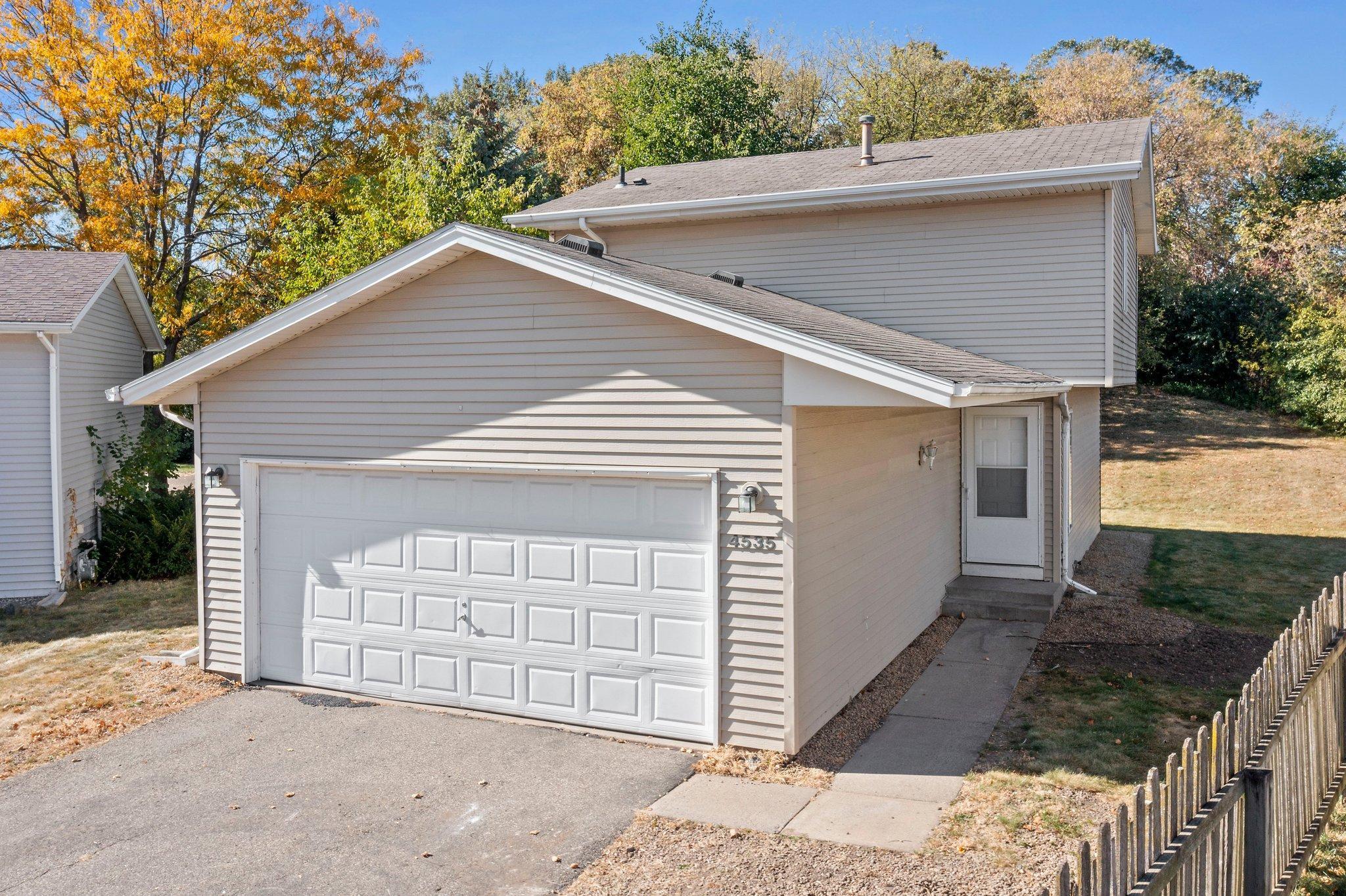 4535 Cinnamon Ridge Trail