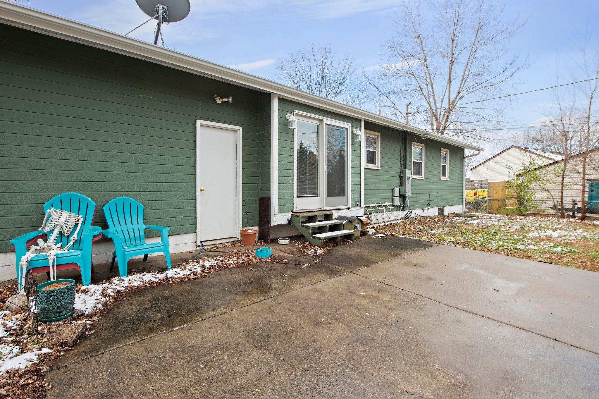 6885 161st Street W