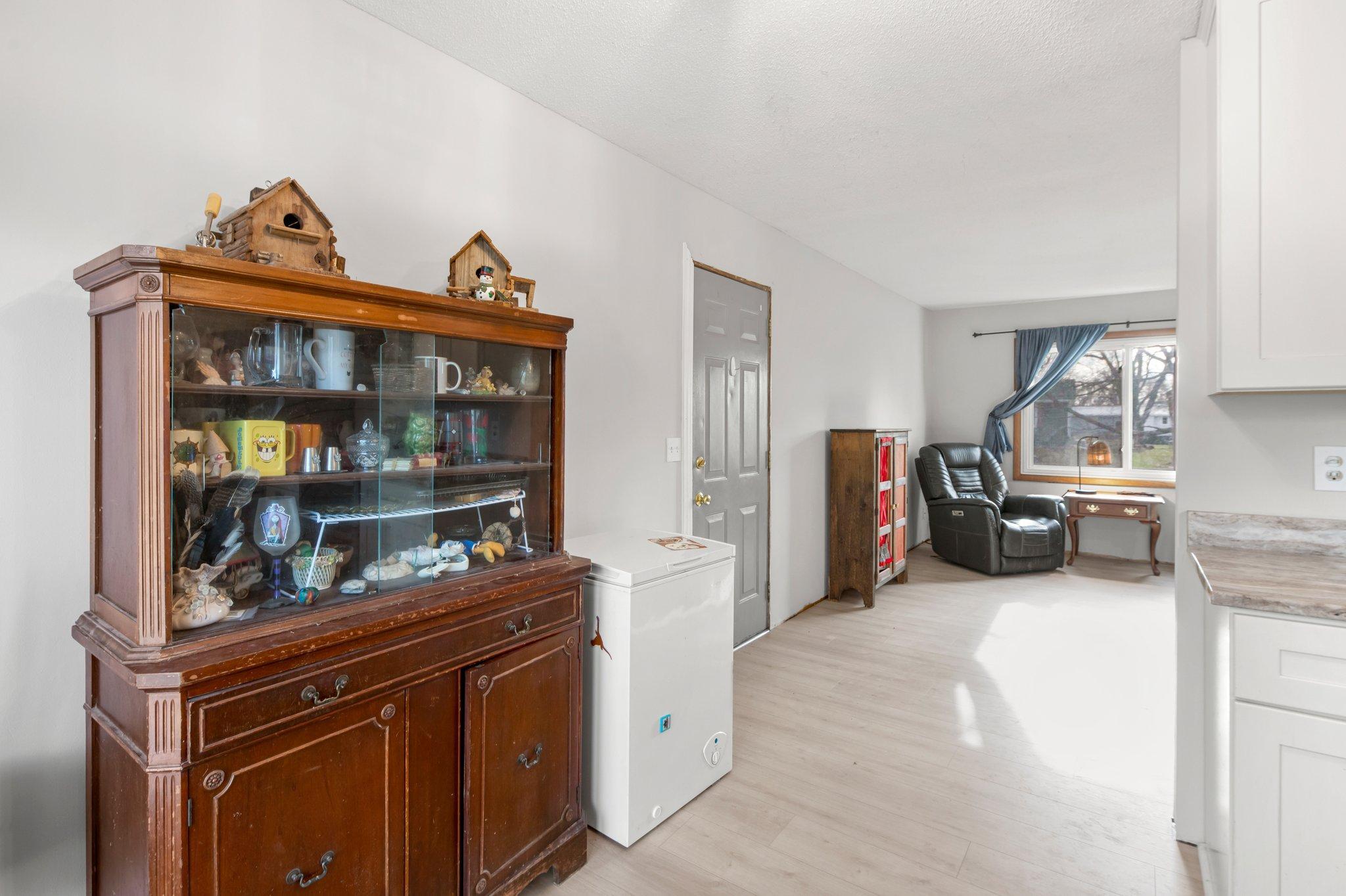 6885 161st Street W