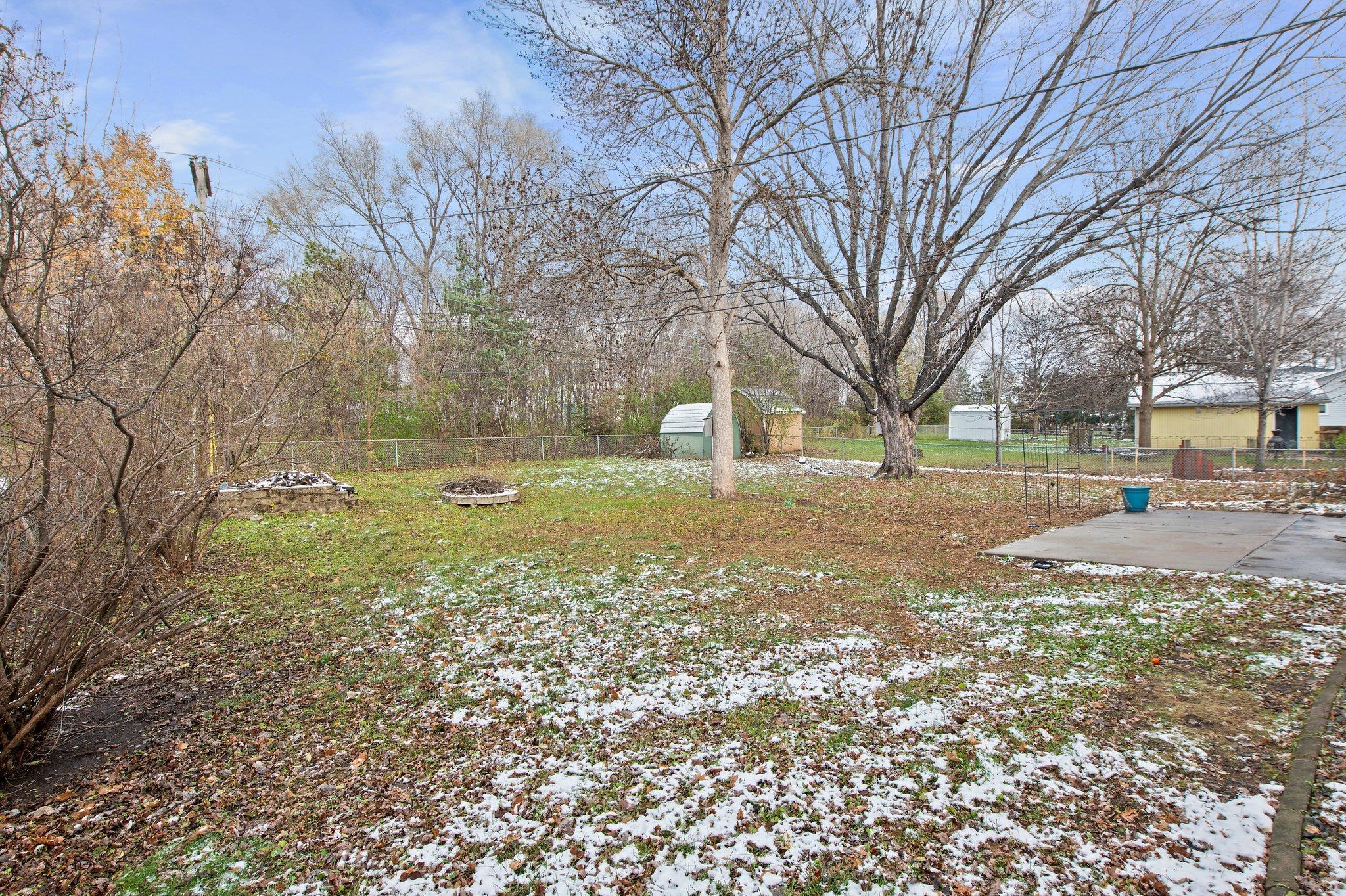 6885 161st Street W