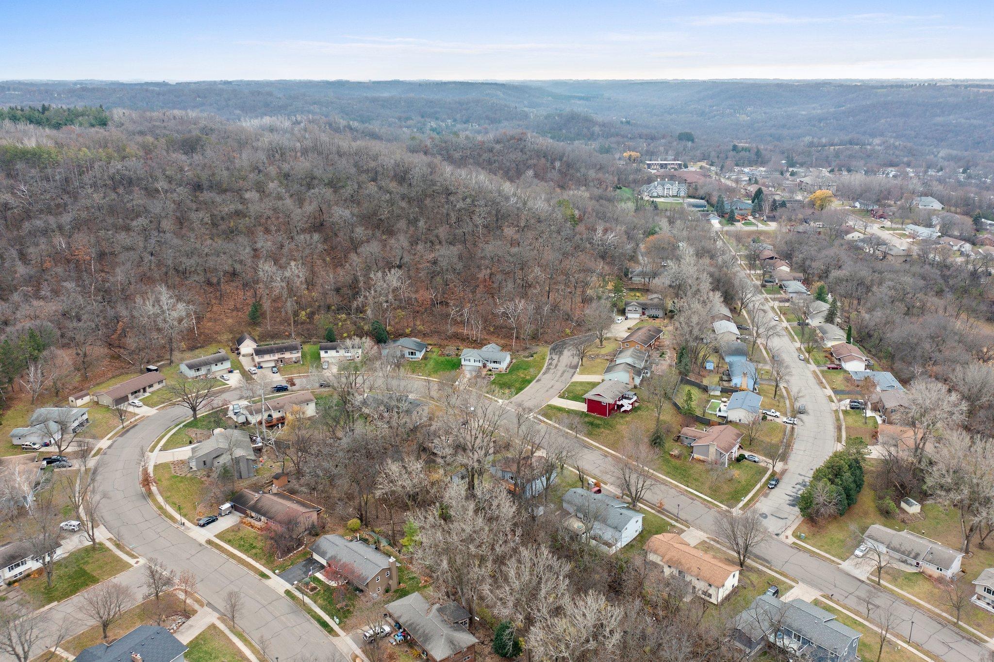 1728 Woodland Drive