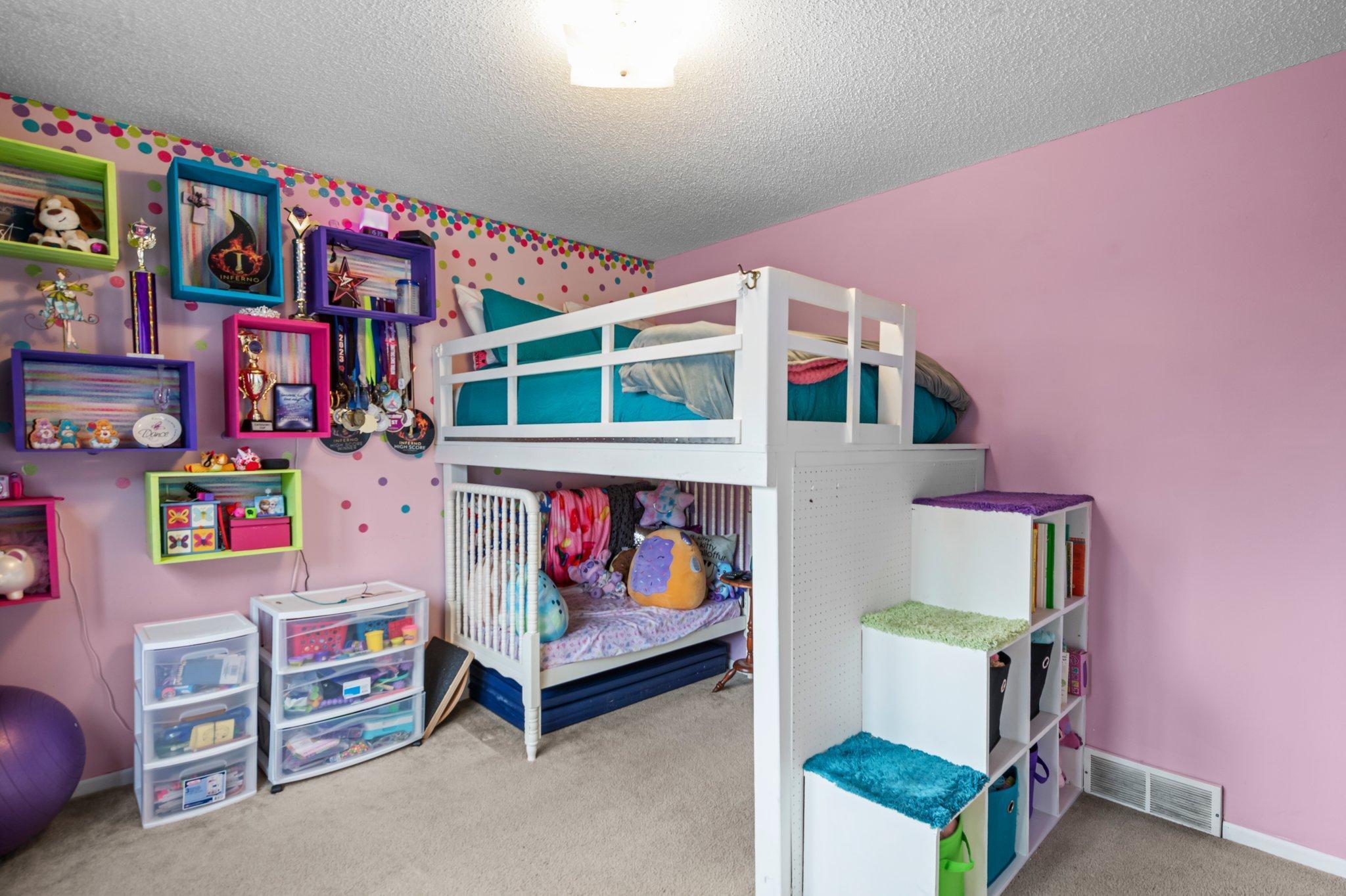 1728 Woodland Drive