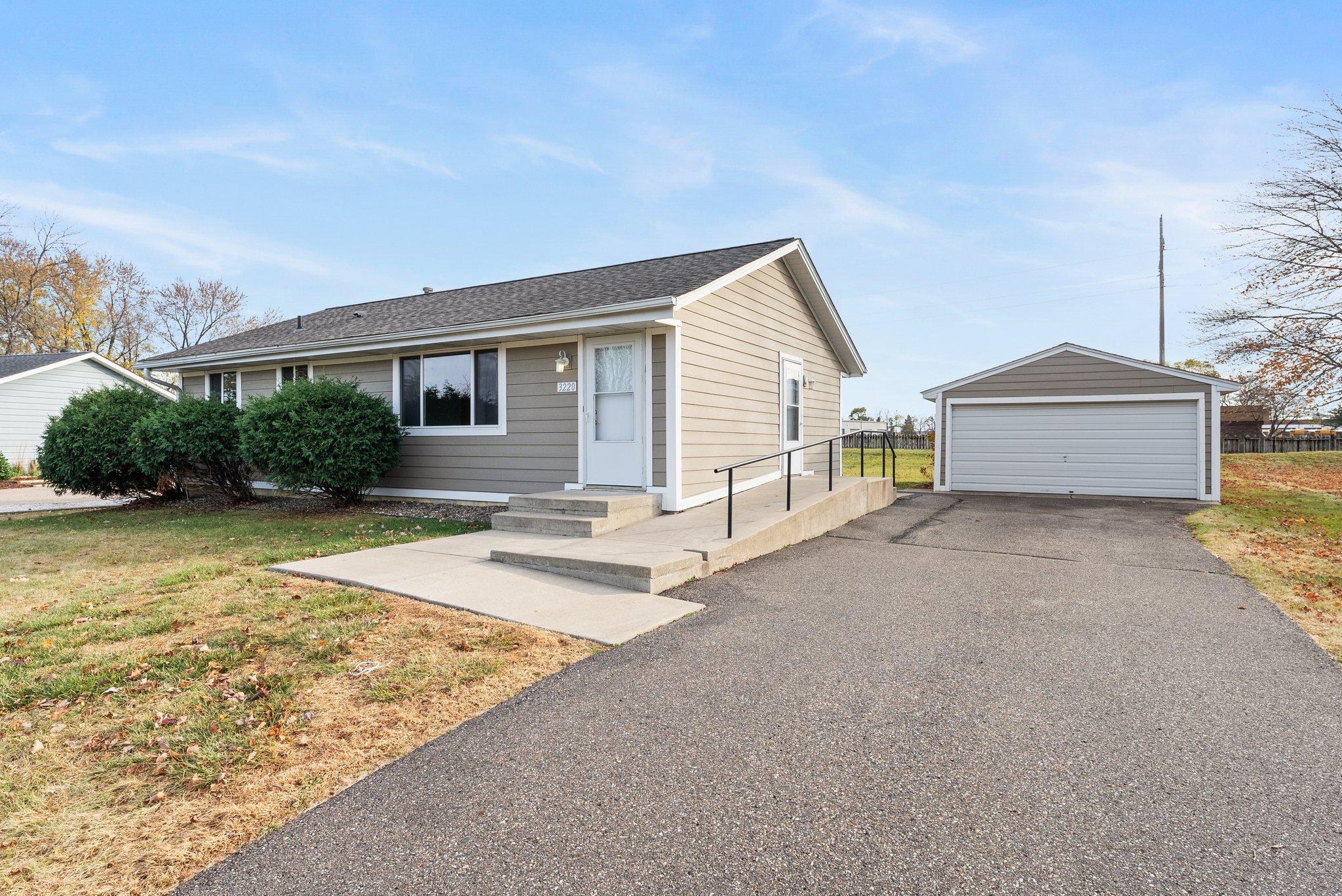 3220 Lower 150th Street W