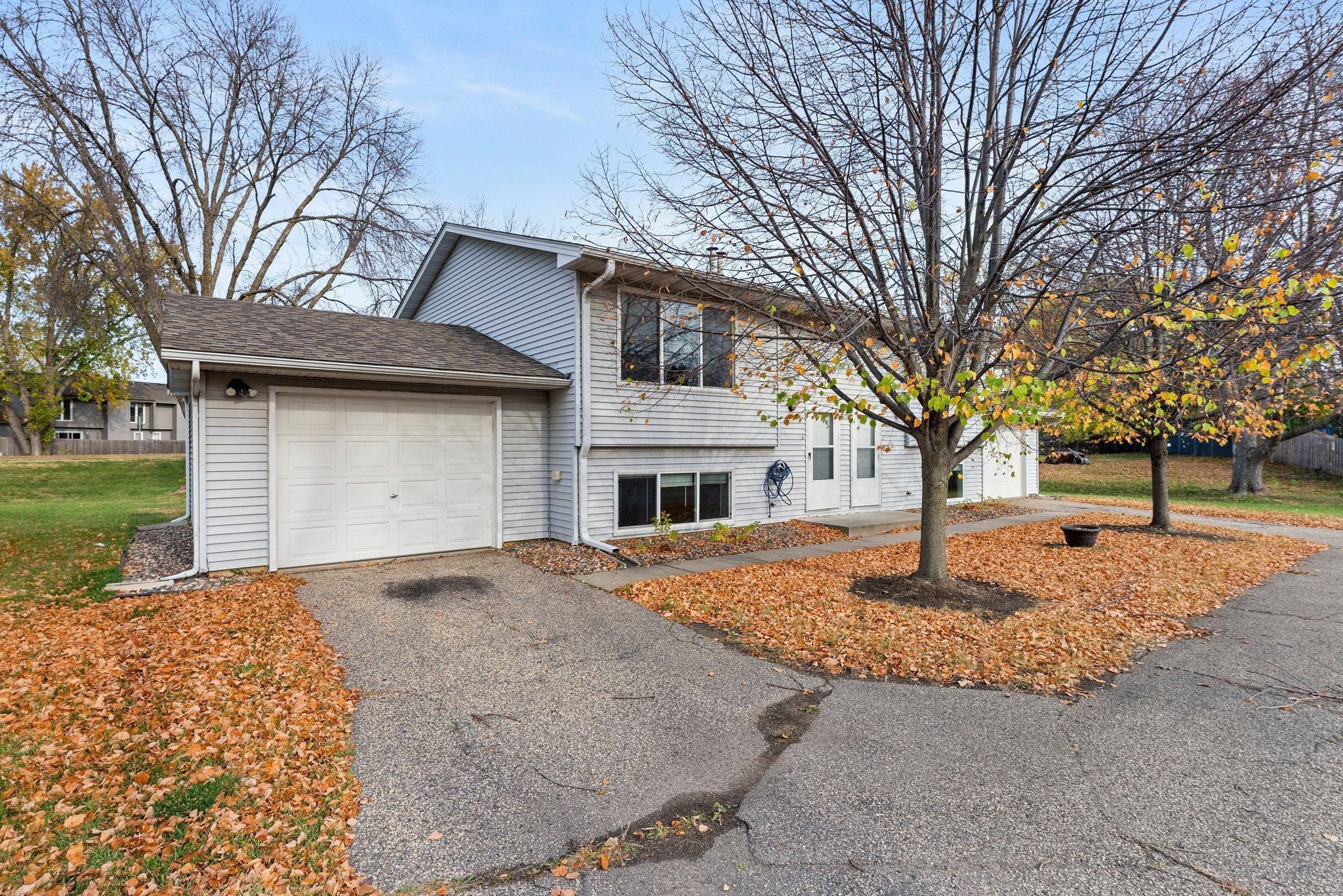 3808 Lodestone Lane