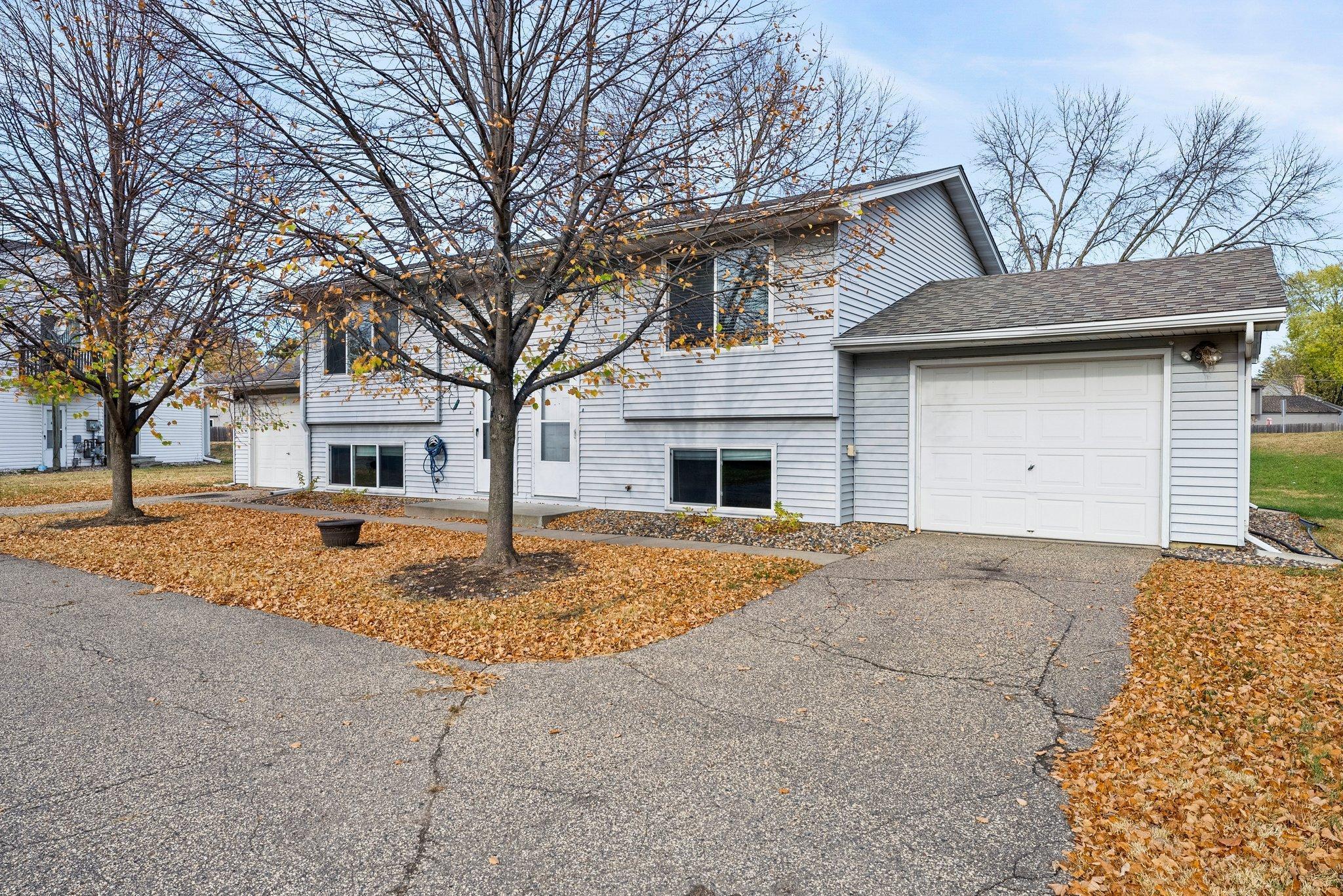 3808 Lodestone Lane