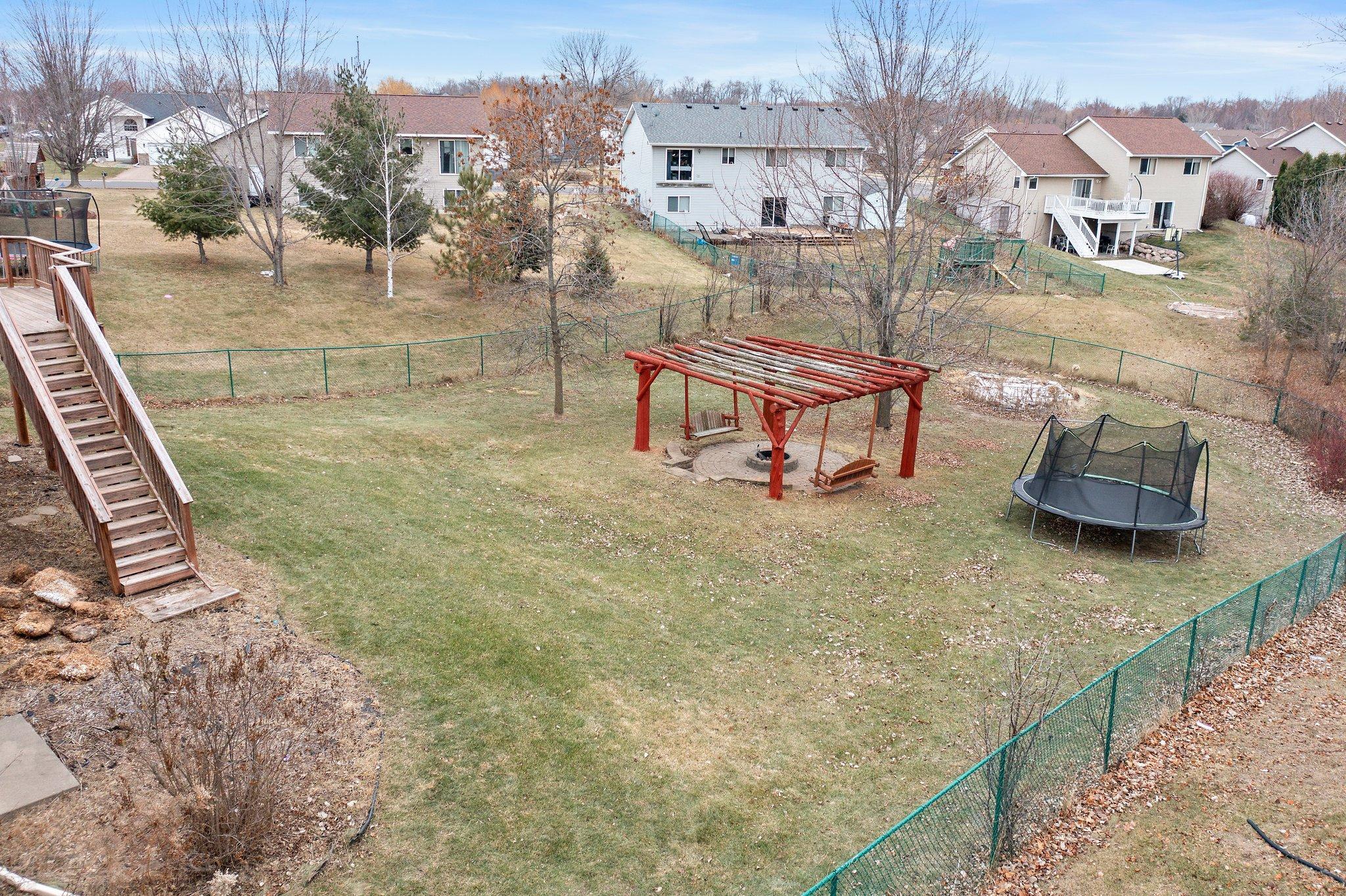 2204 Greenbriar Court