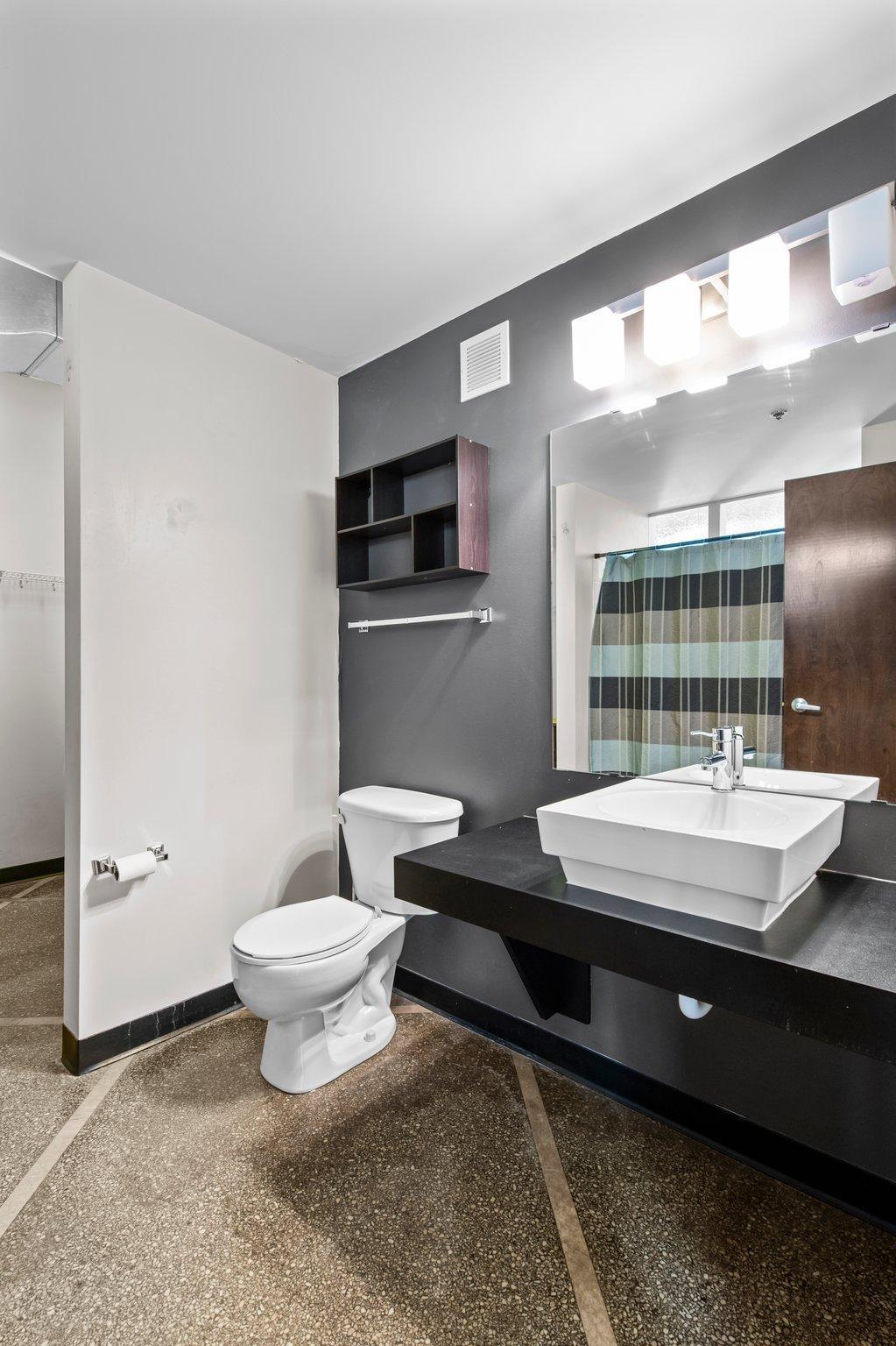 350 Saint Peter Street Unit: 1104