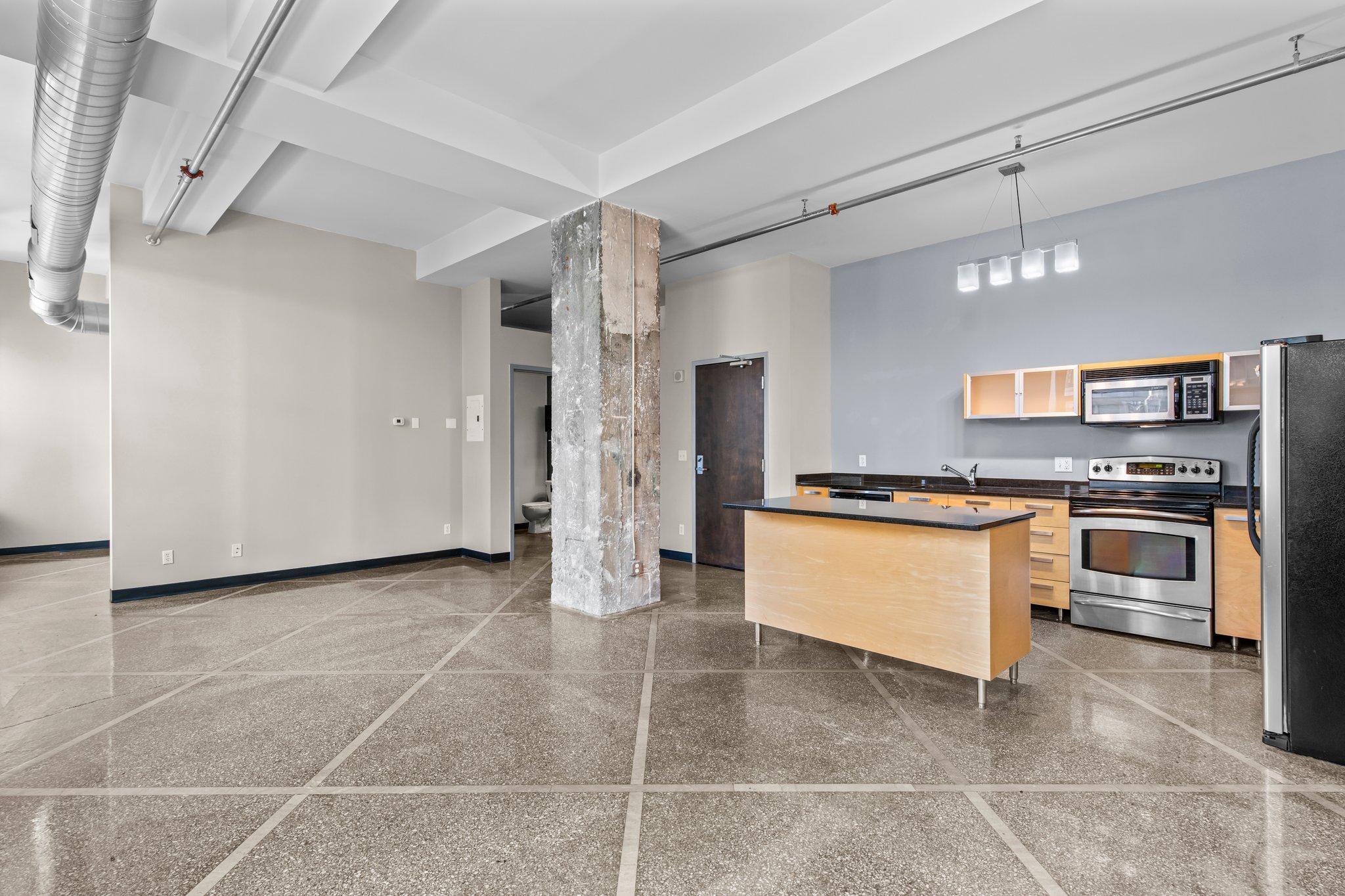 350 Saint Peter Street Unit: 1104