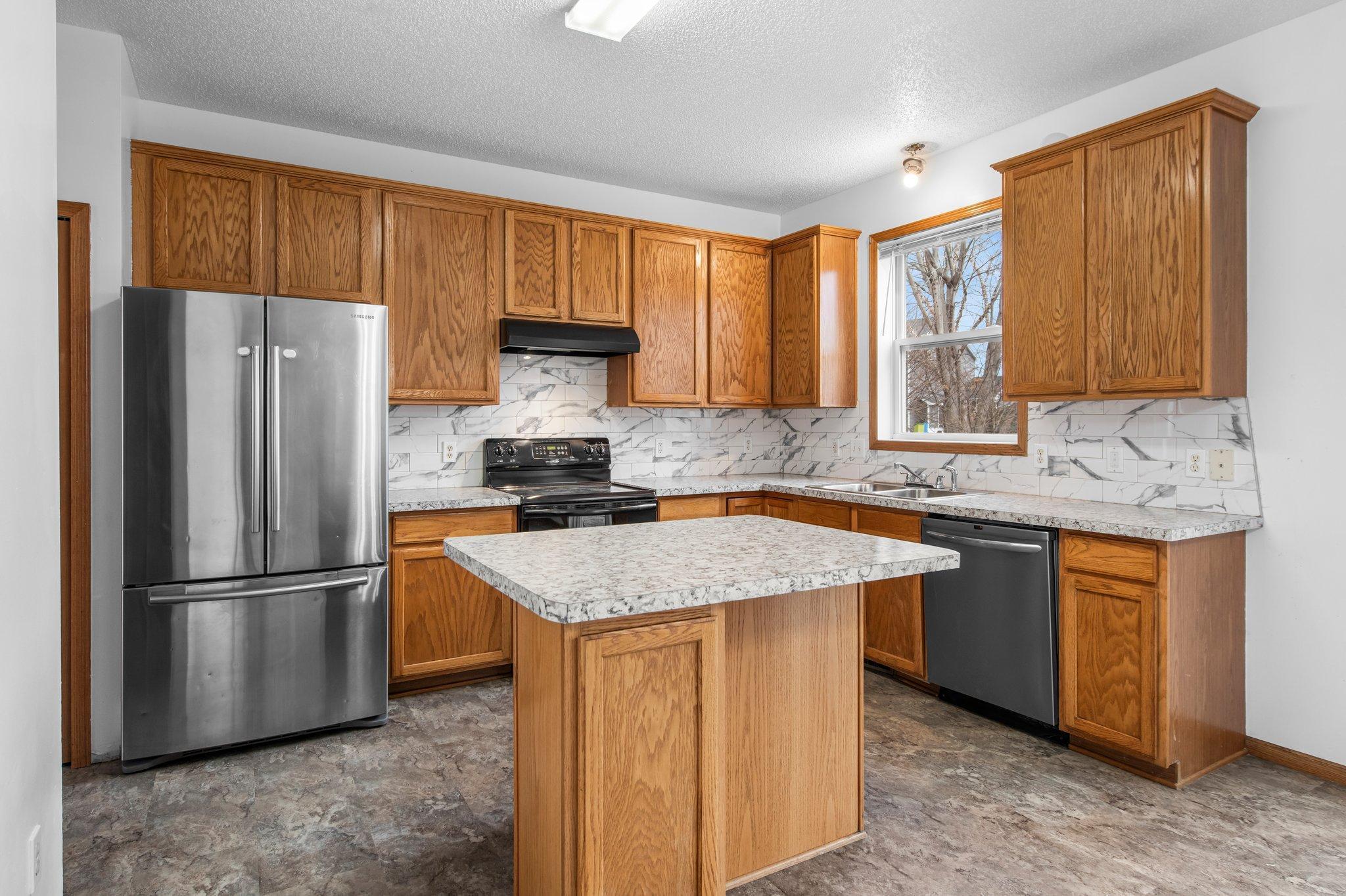 14201 Bayberry Trail