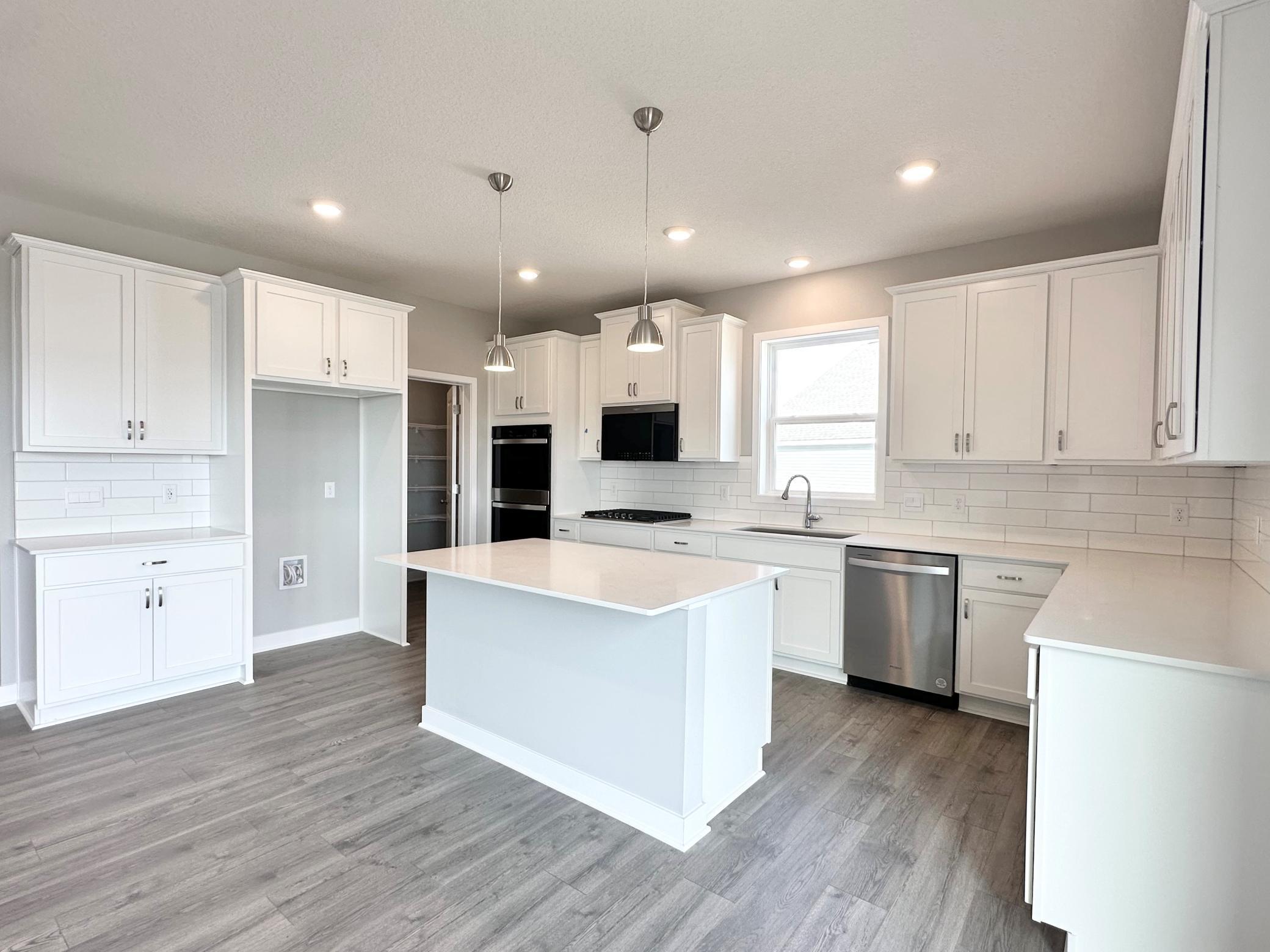 727 Winterberry Lane