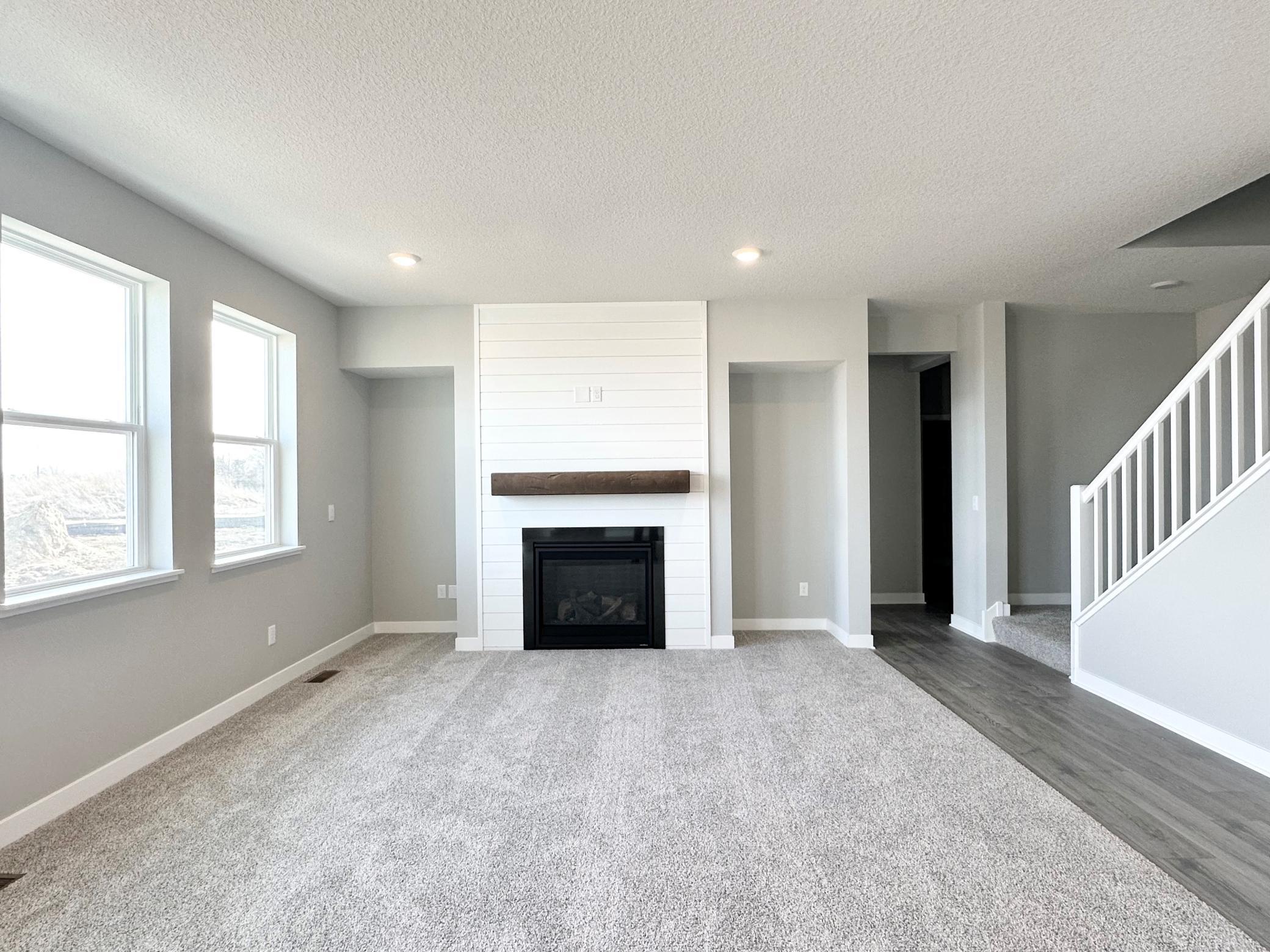 727 Winterberry Lane