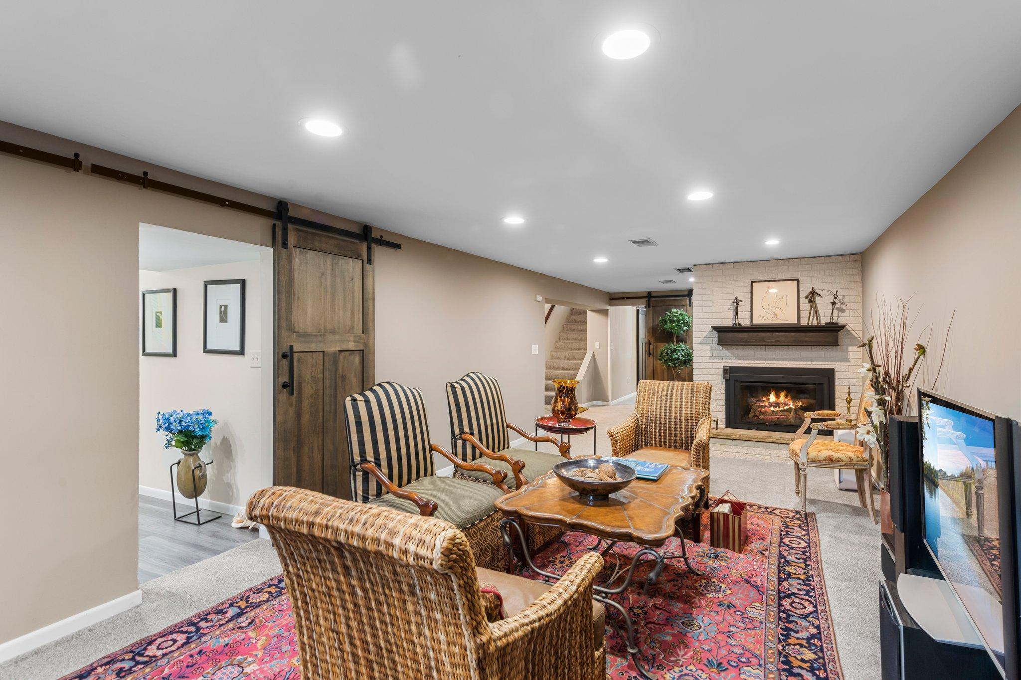 8133 Zenith Avenue S