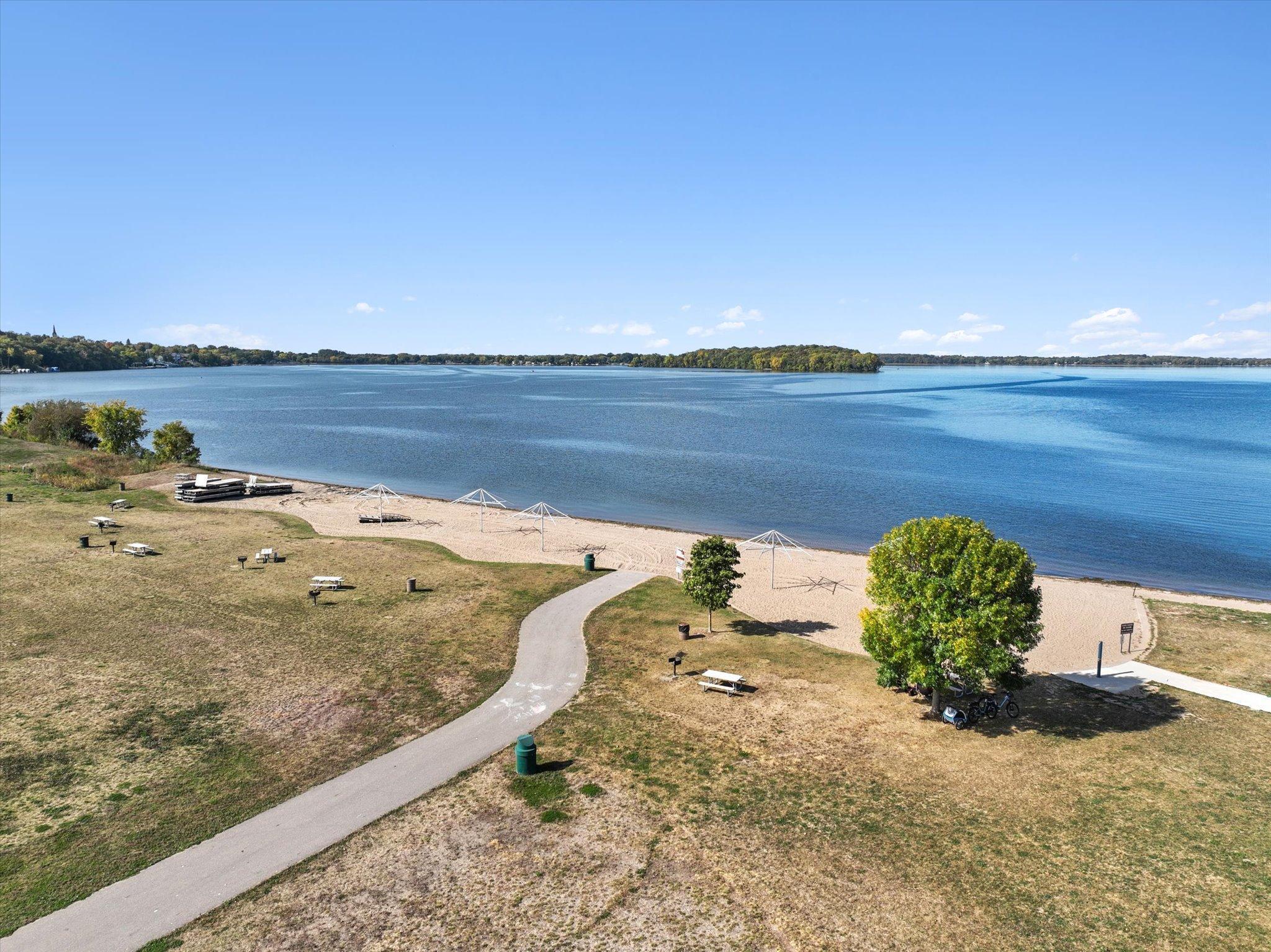 719 Winterberry Trail