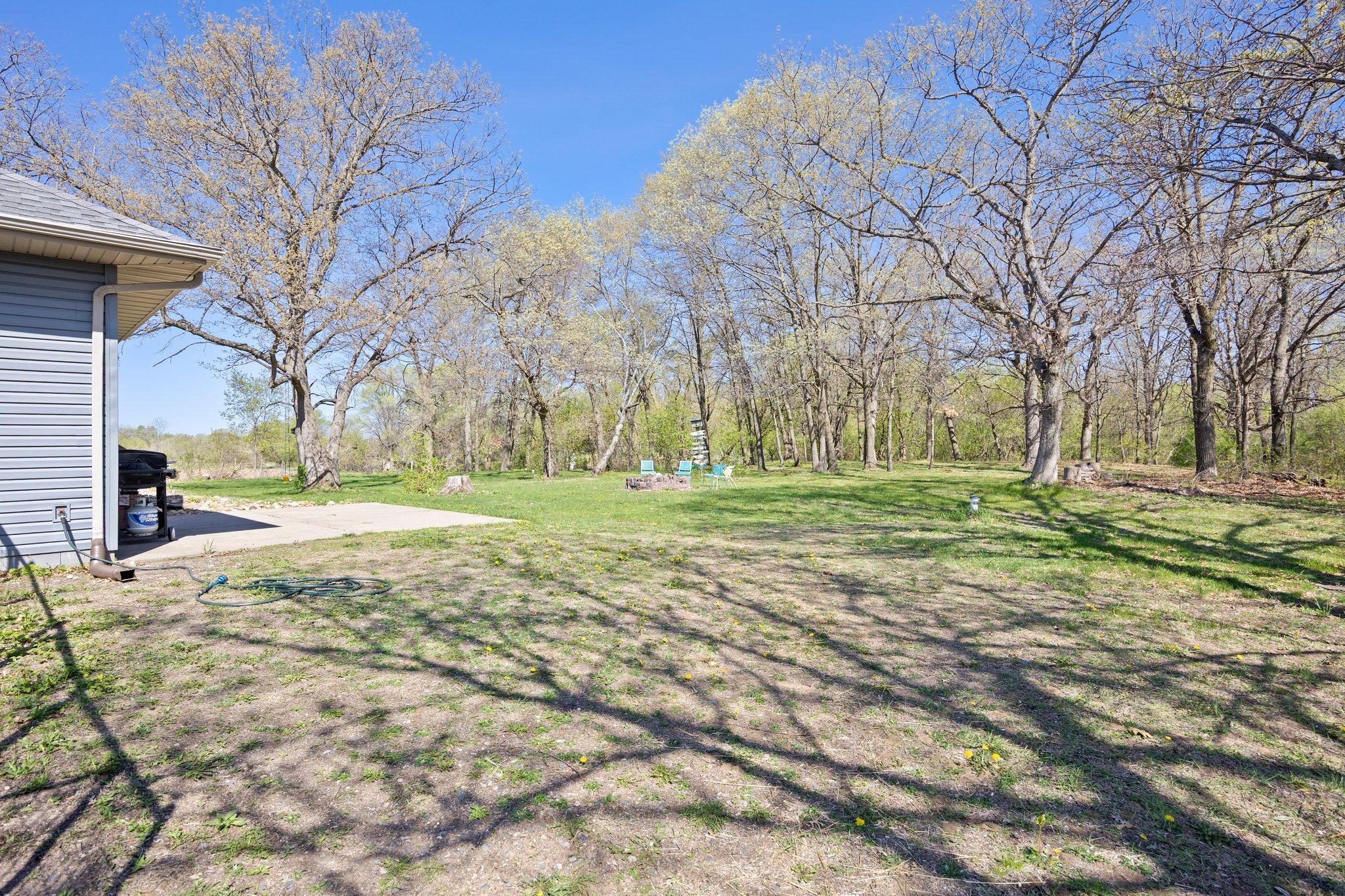 9527 253rd Avenue NW