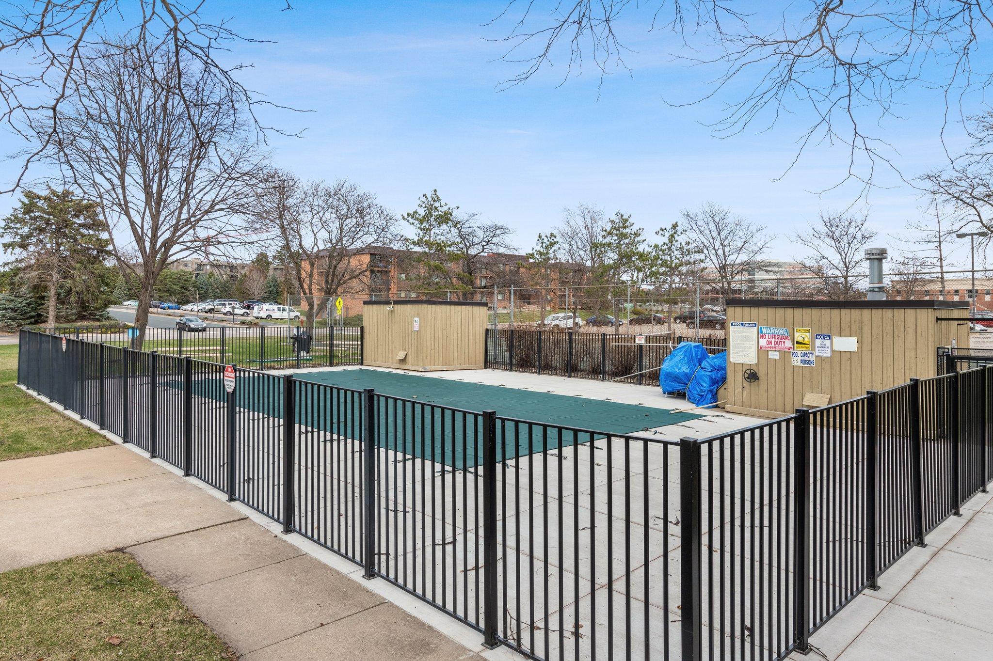 4101 Parklawn Avenue Unit: 129