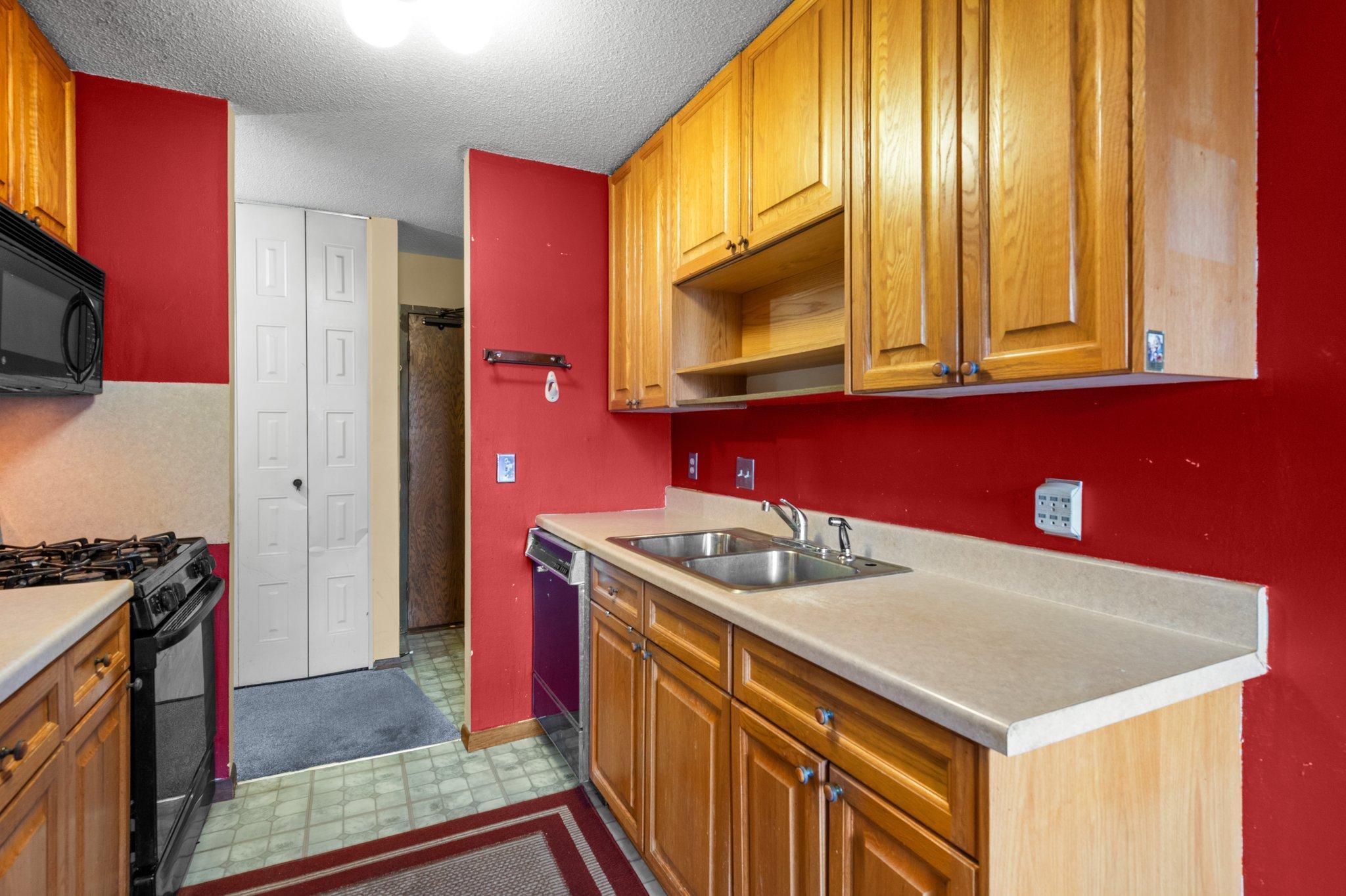 4101 Parklawn Avenue Unit: 129