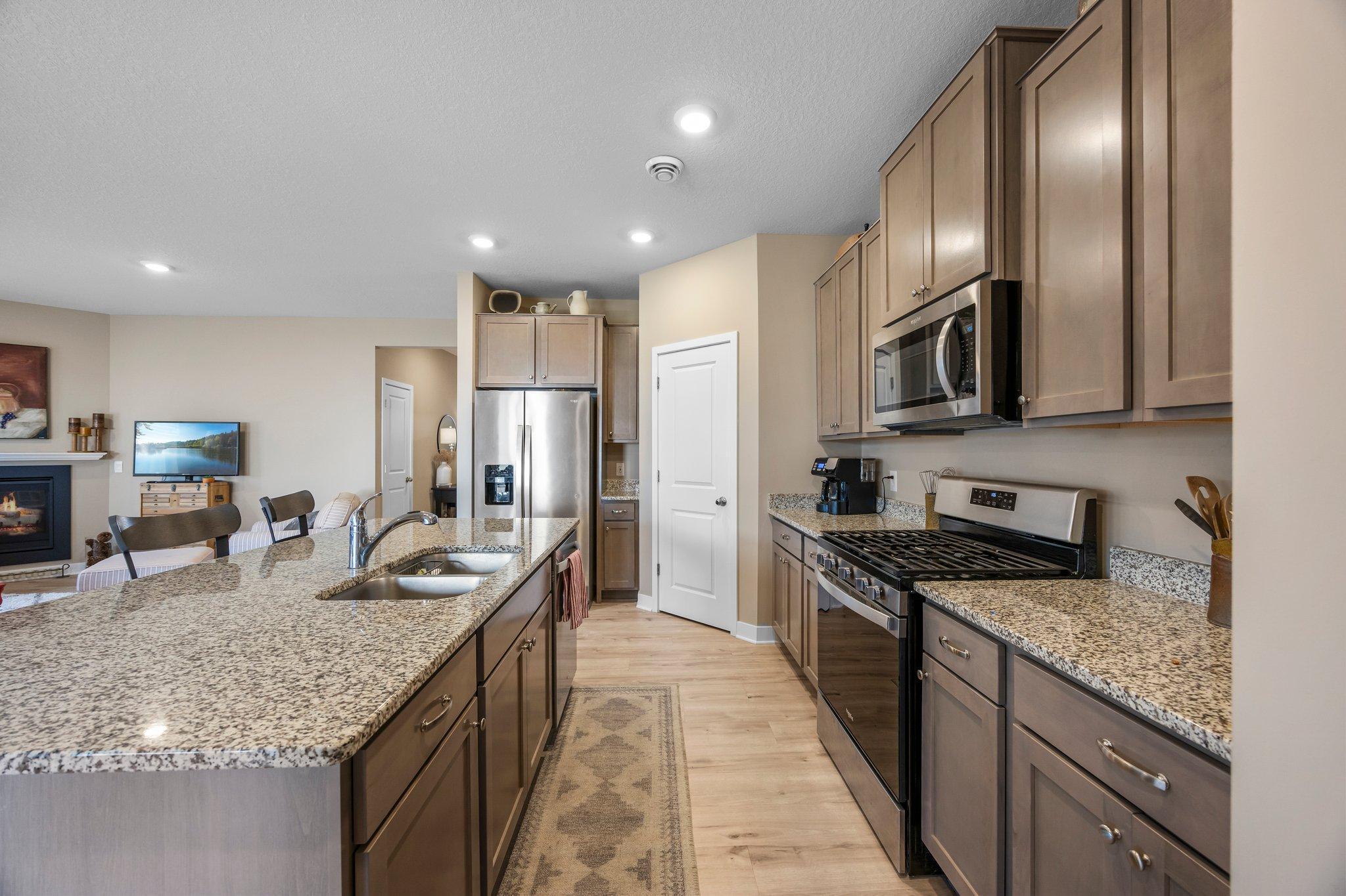 13621 Rosecommon Way