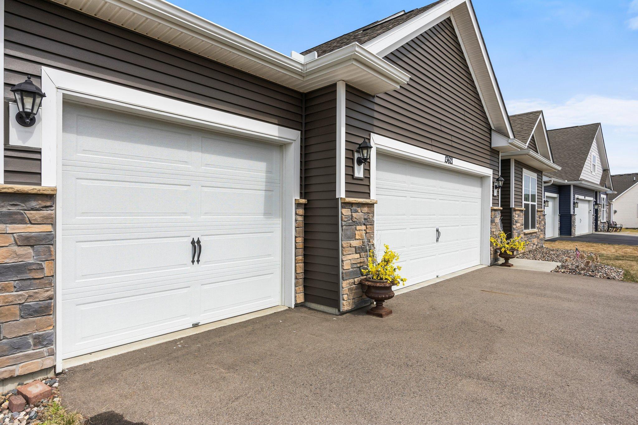 13621 Rosecommon Way