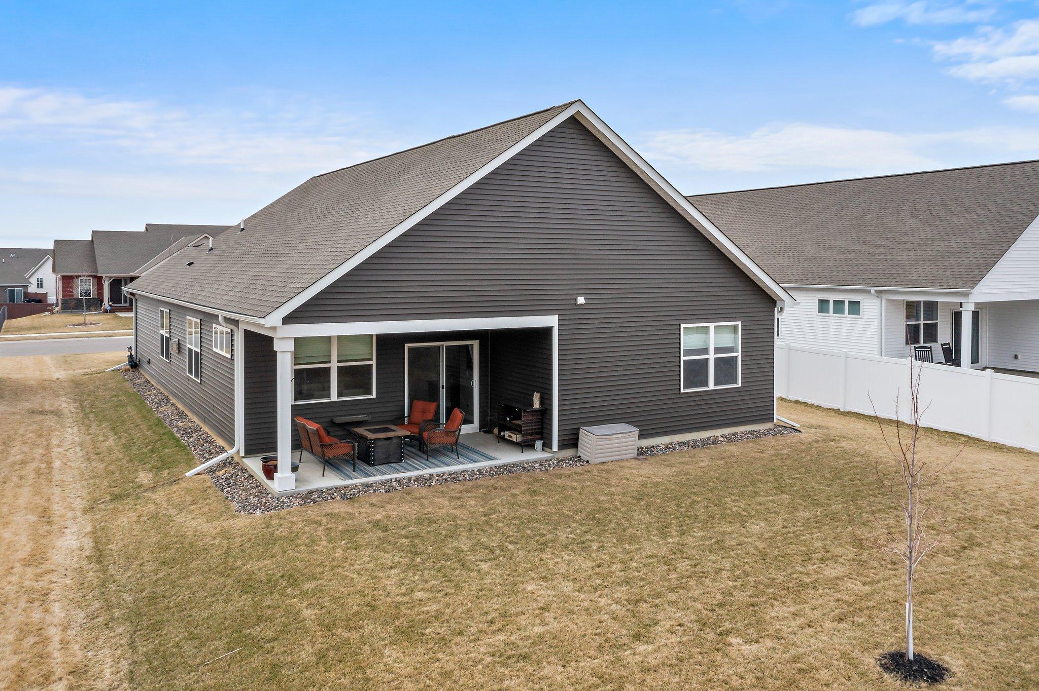 13621 Rosecommon Way