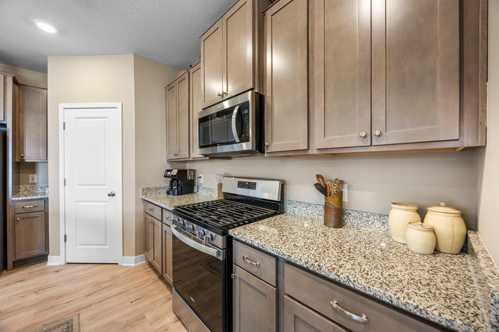 13621 Rosecommon Way