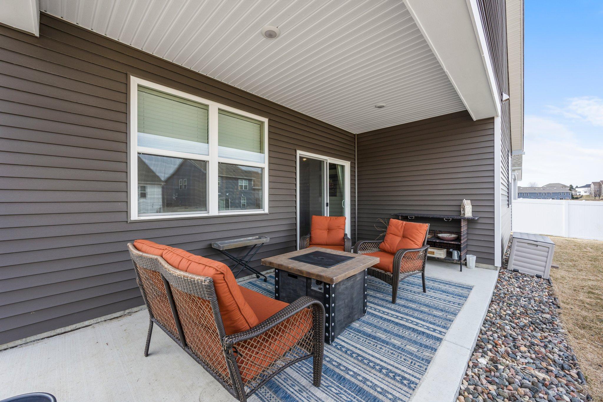 13621 Rosecommon Way