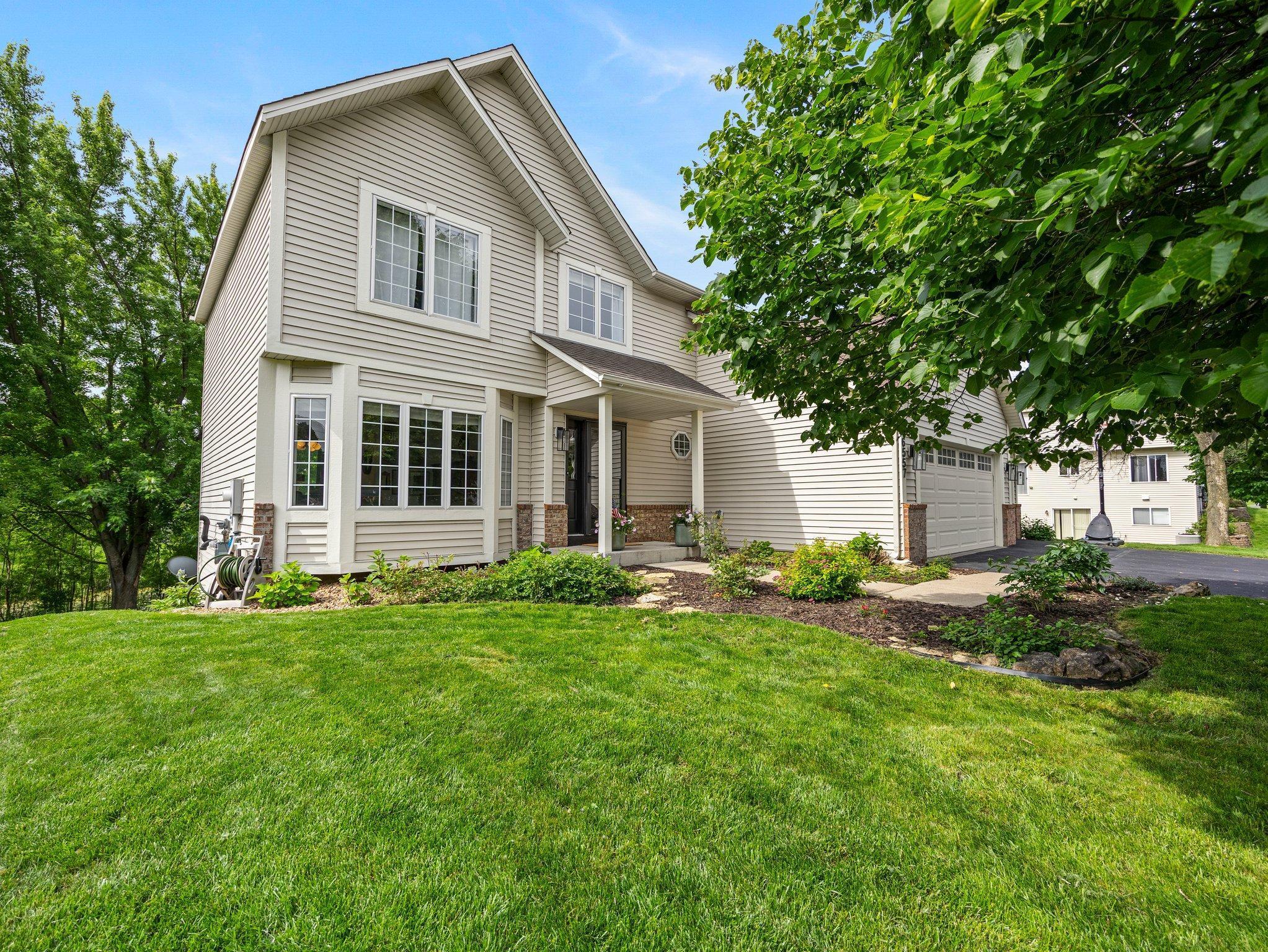 6557 Wildflower Drive S